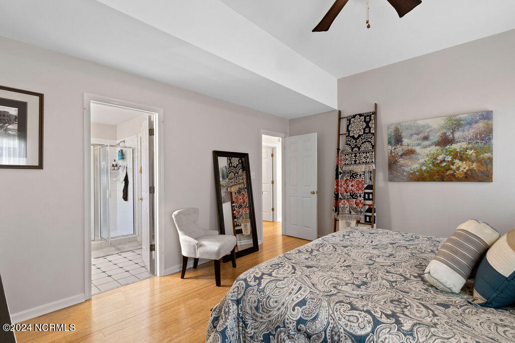 100560006 | Photo 19