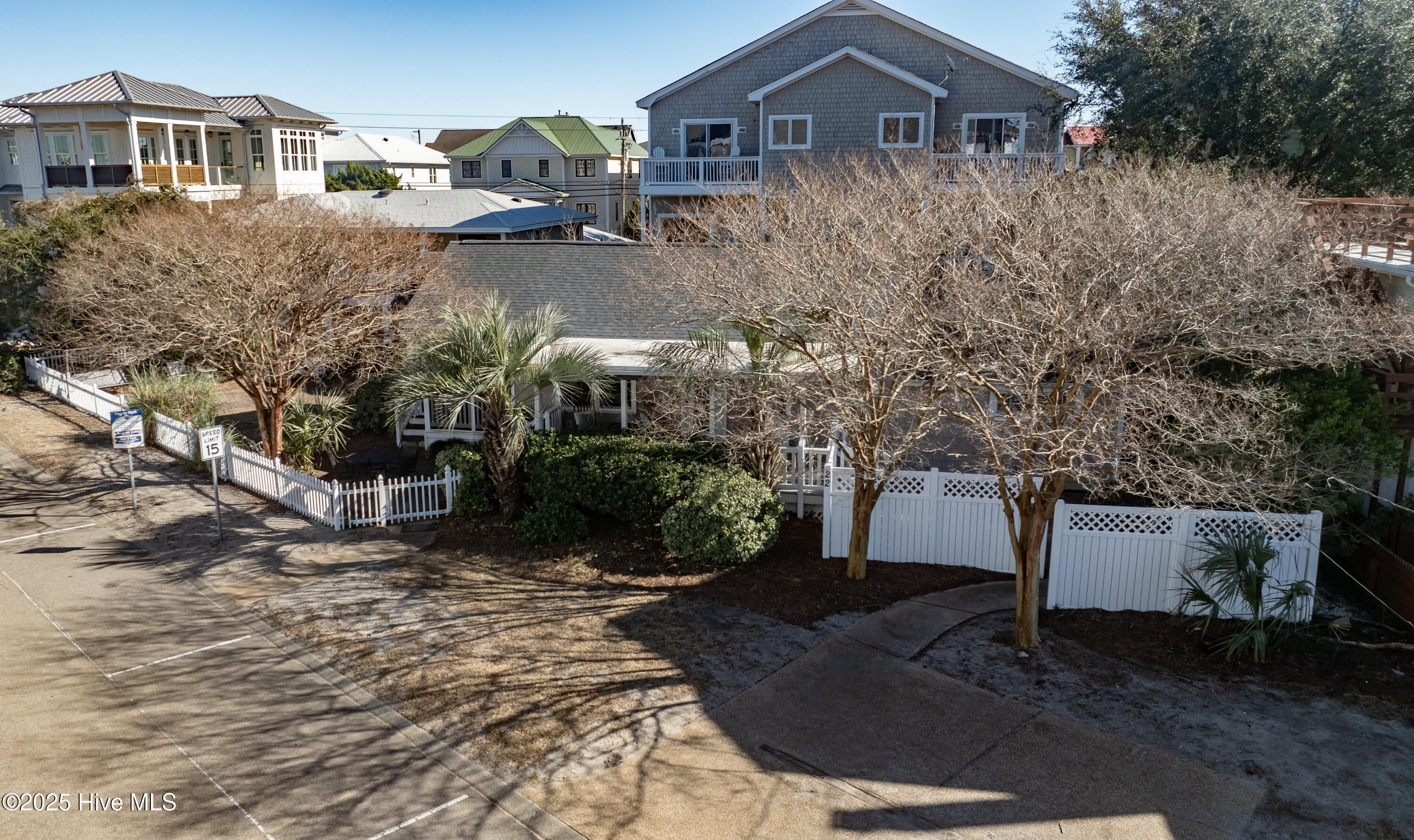 100537490 | Photo 53