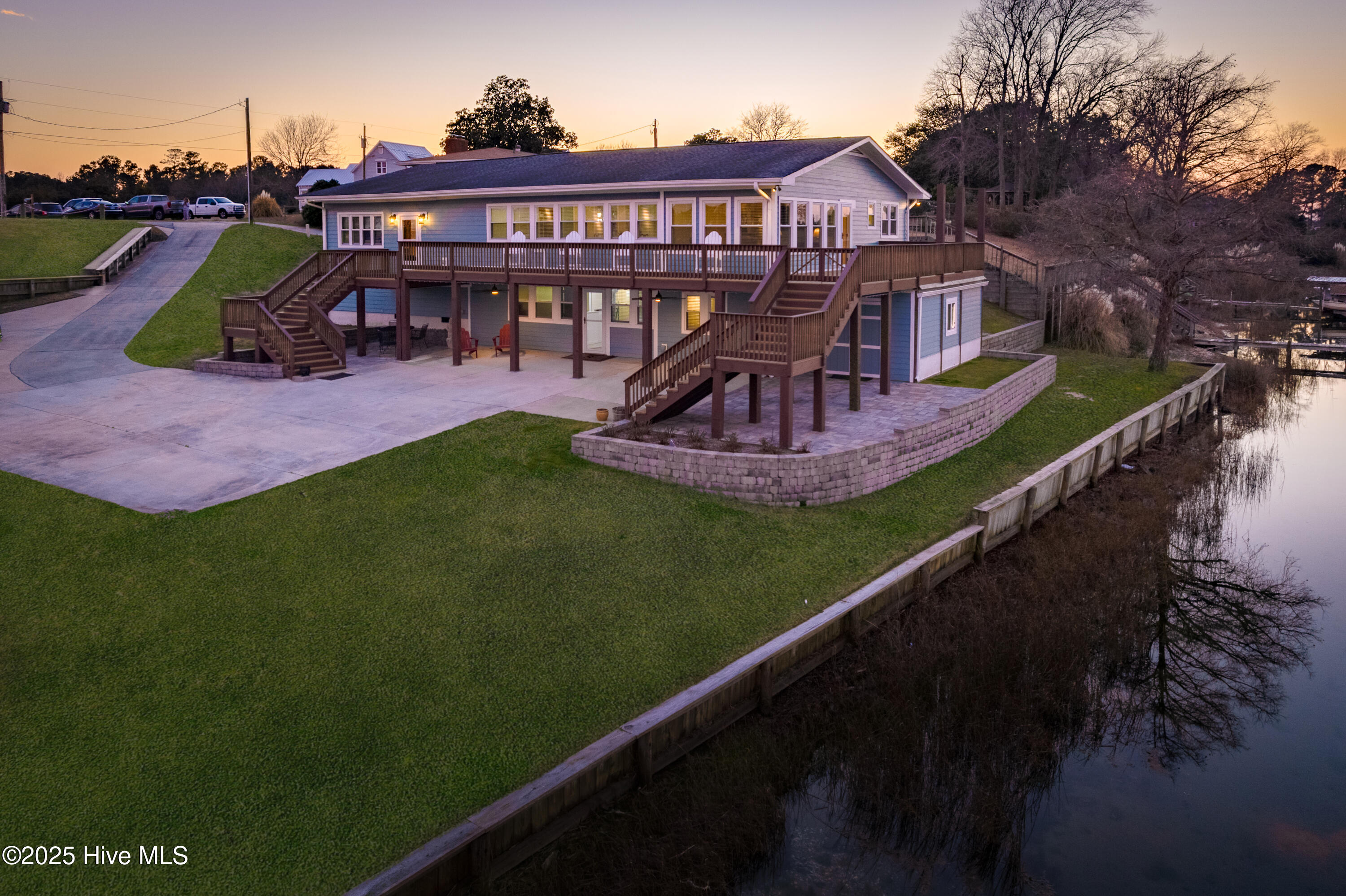 100491390 | Photo 43