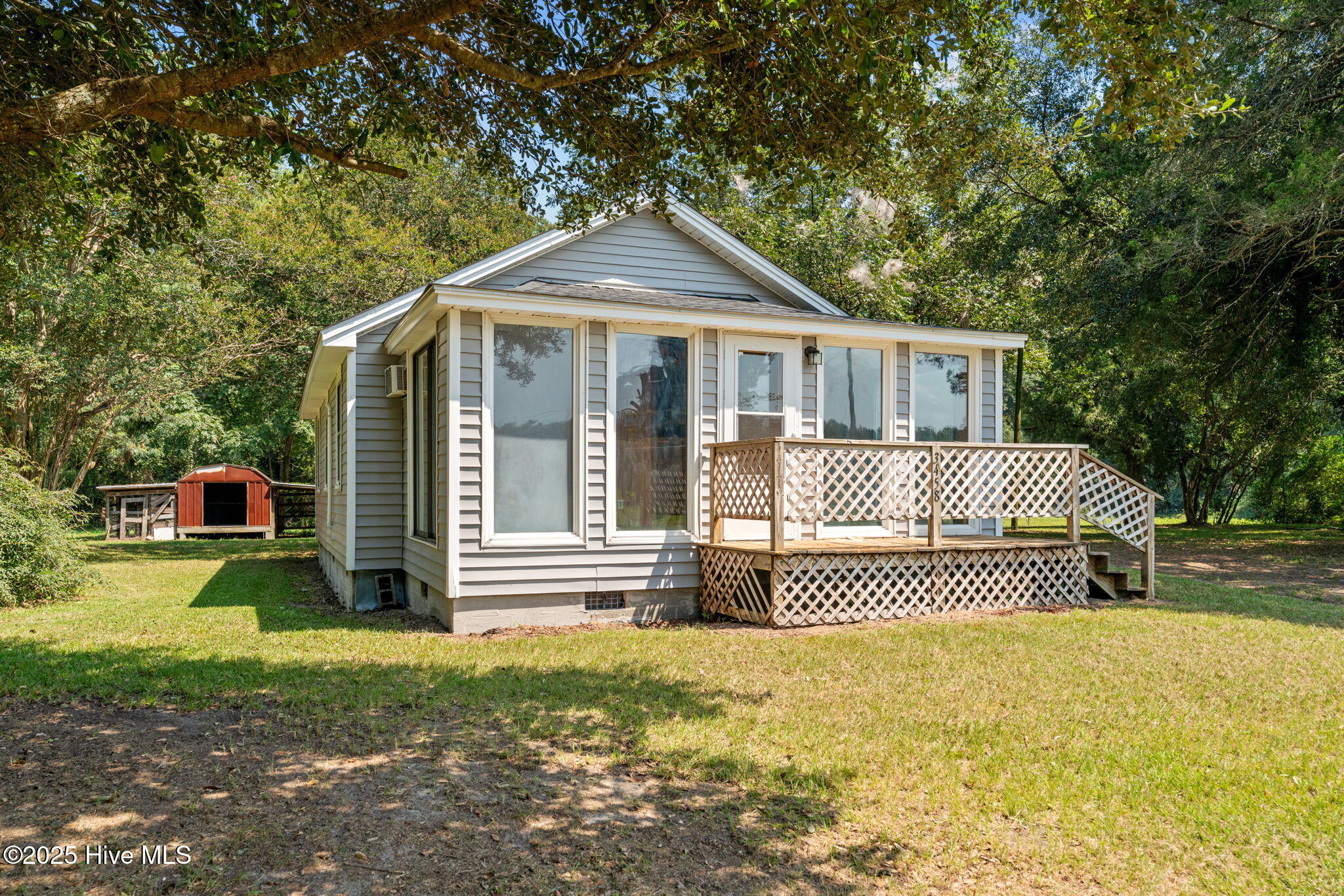 Homes for sale in Clarkton, NC | 3458 Mitchell Ford Rd, Clarkton, NC 28433 | MLS# 100529357