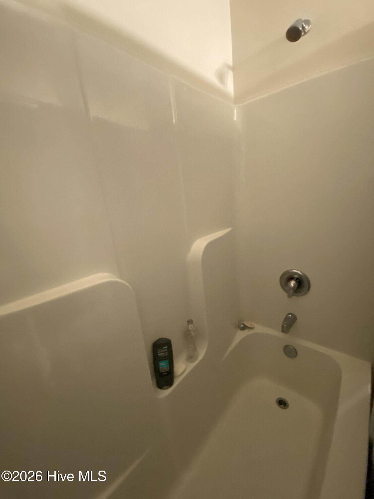 100566692 | Photo 21