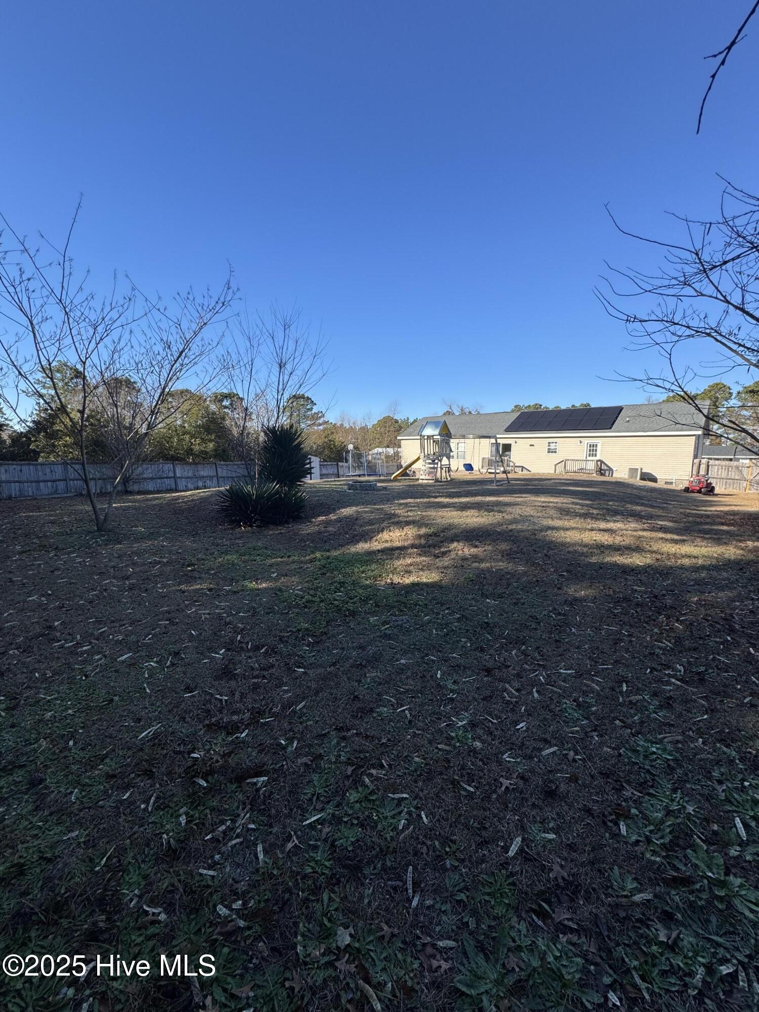 100495228 | Photo 18