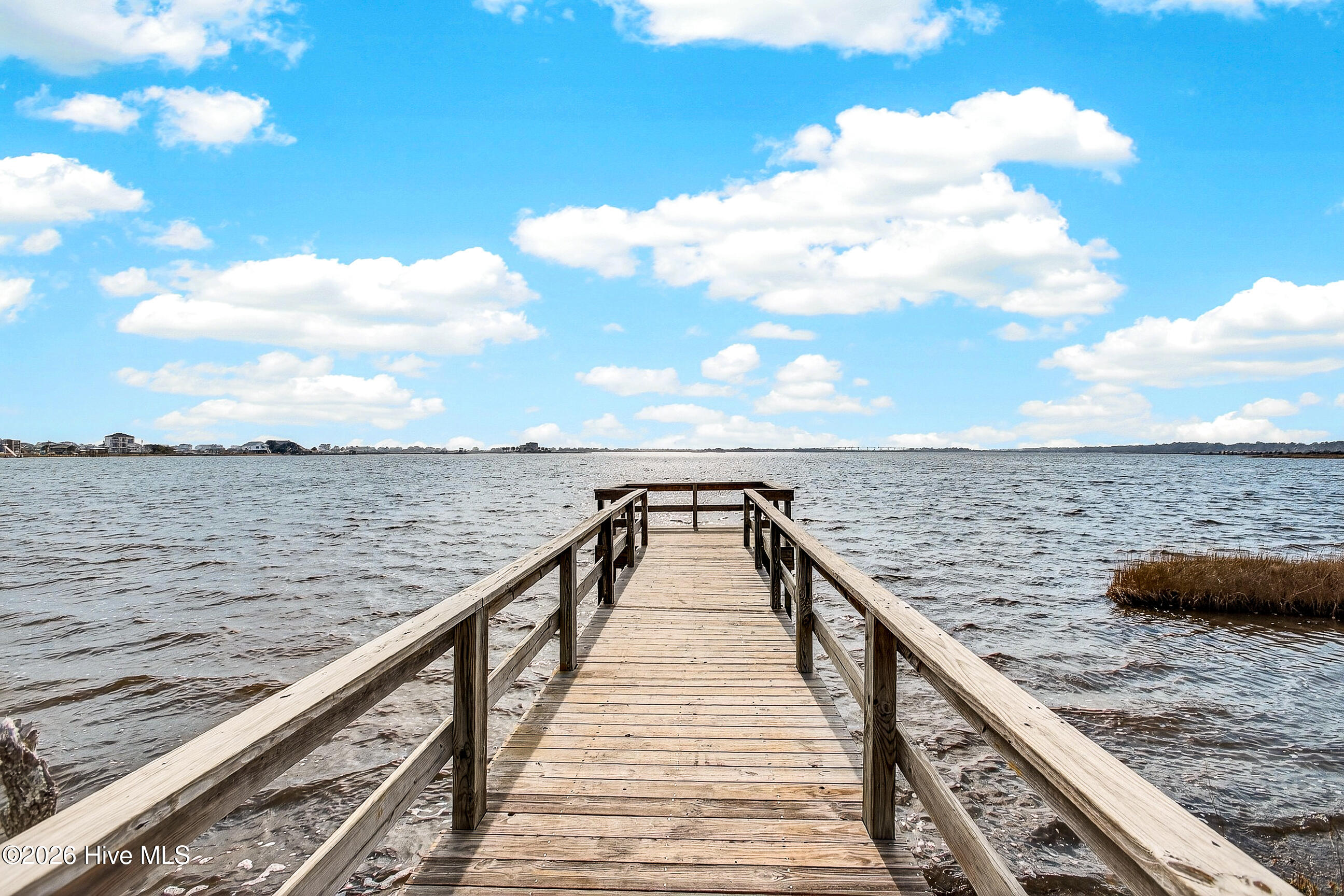 100558973 | Photo 42