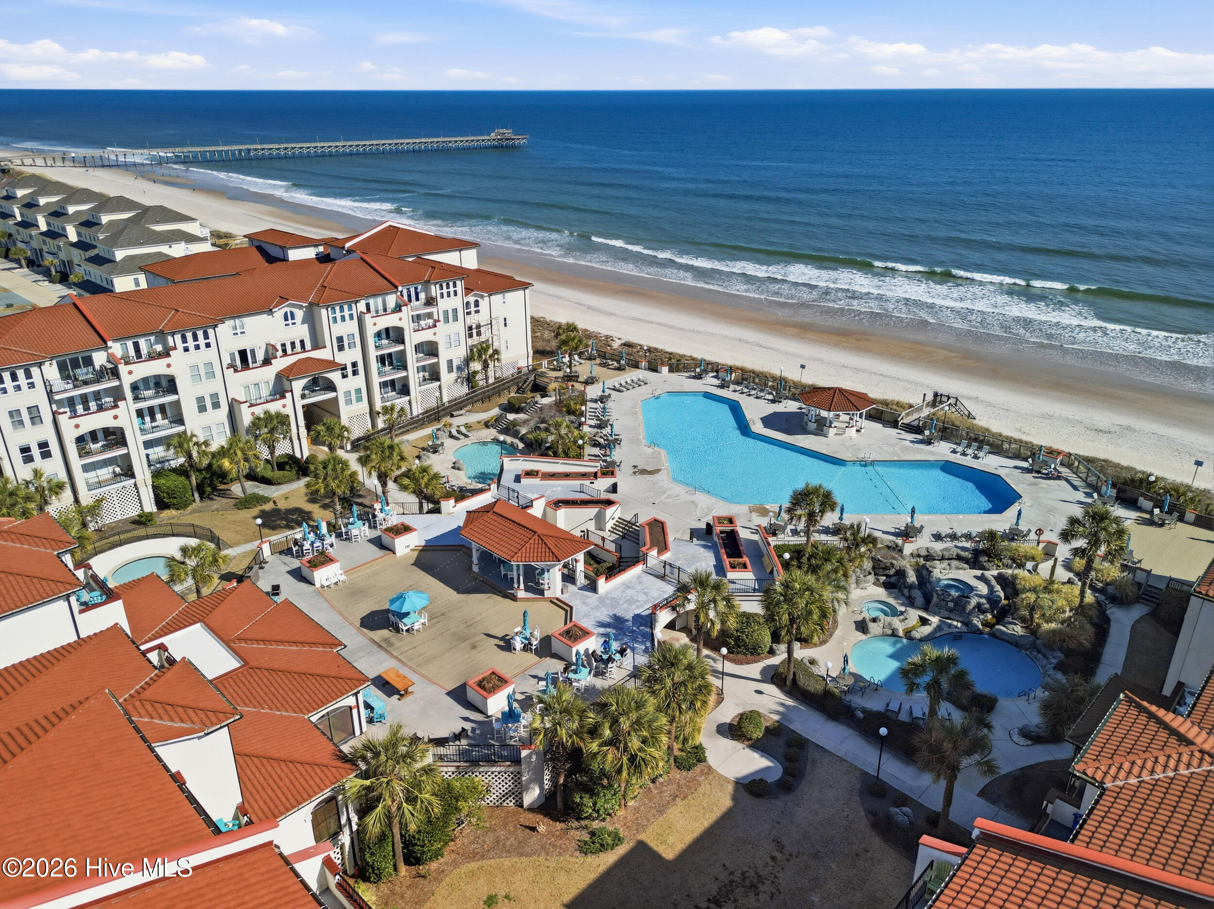 100560519 | Photo 61