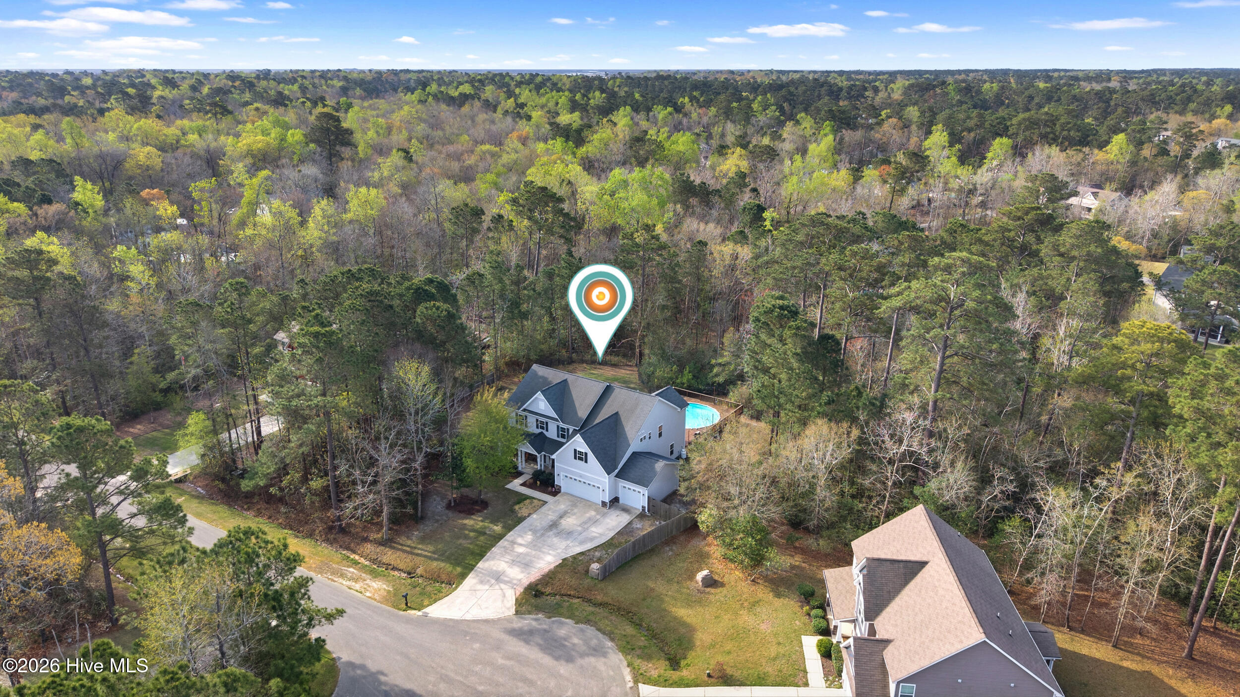 100562179 | Photo 67