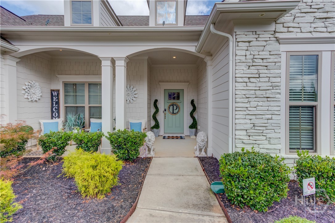 Homes for sale in Braselton, GA | 5952 Ventura Pl, Braselton, GA 30517 | MLS# CL341489