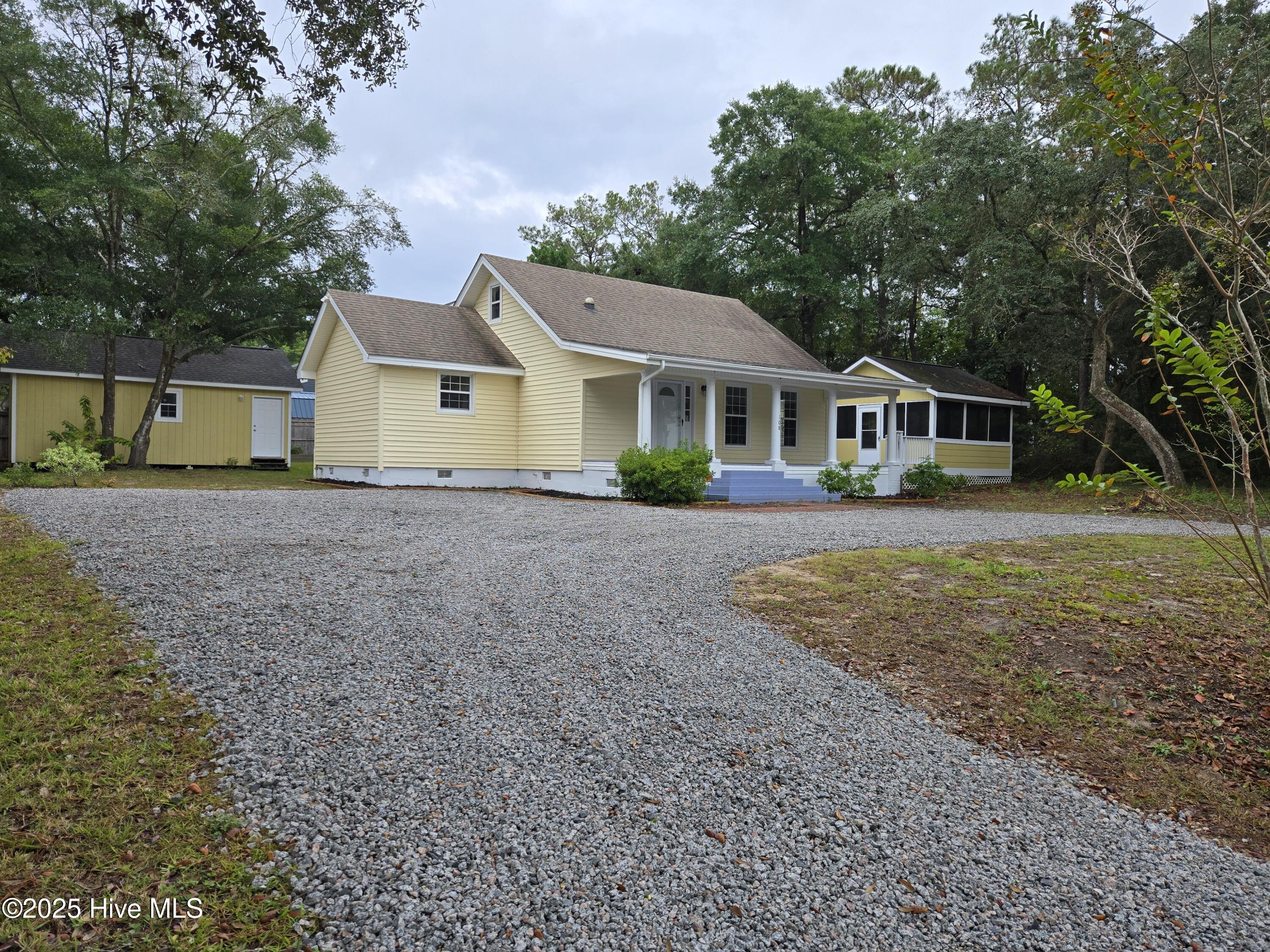 108 NW 29th Street, Oak Island, NC, 28465