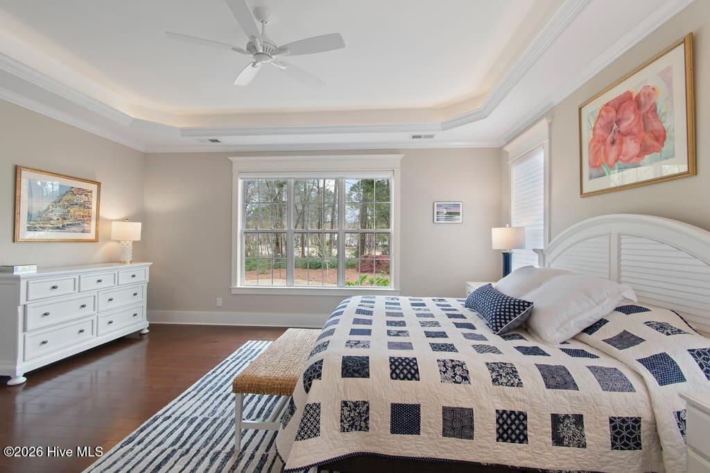 100562919 | Photo 42