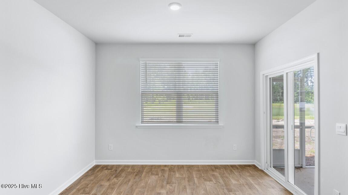 100558843 | Photo 13