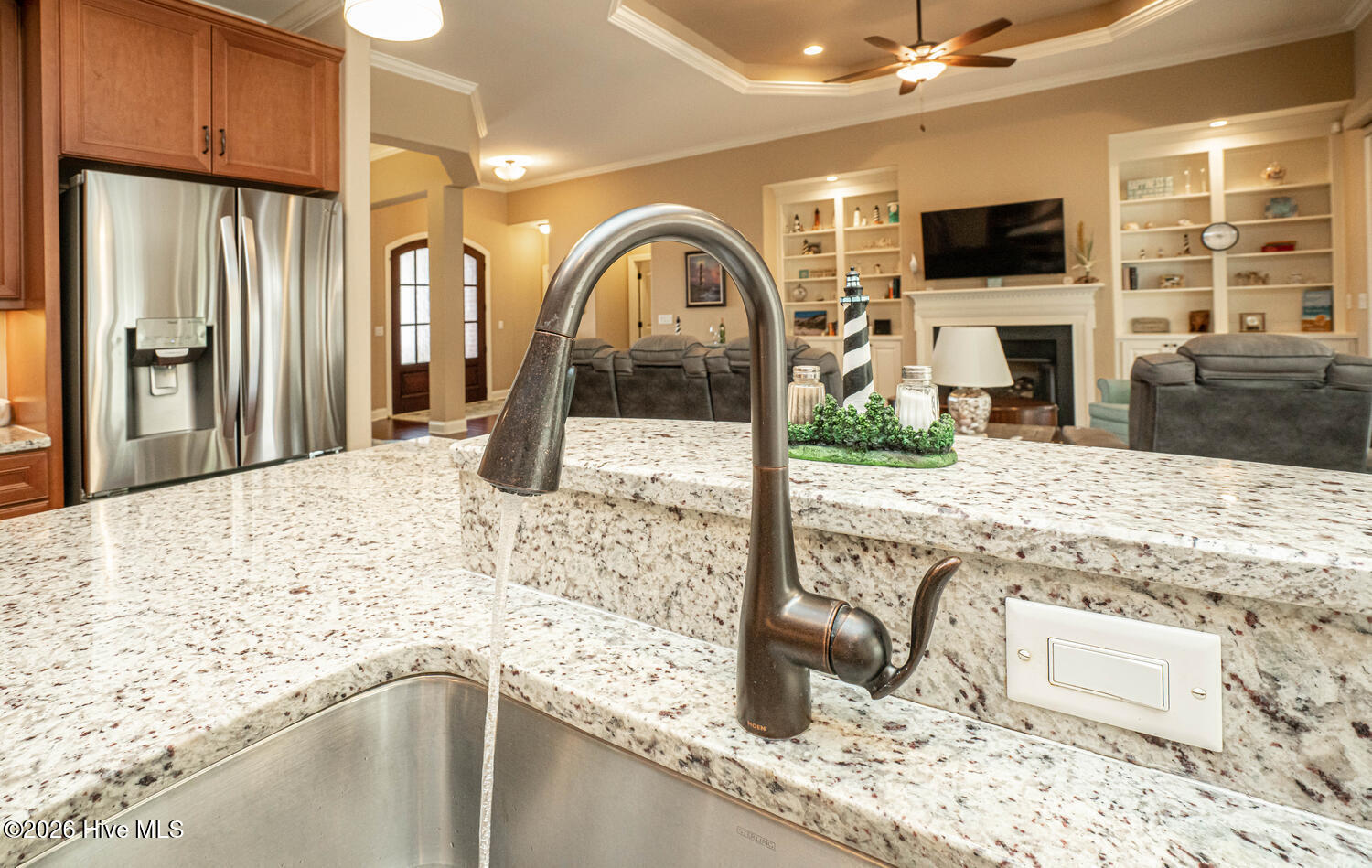 100552025 | Photo 24