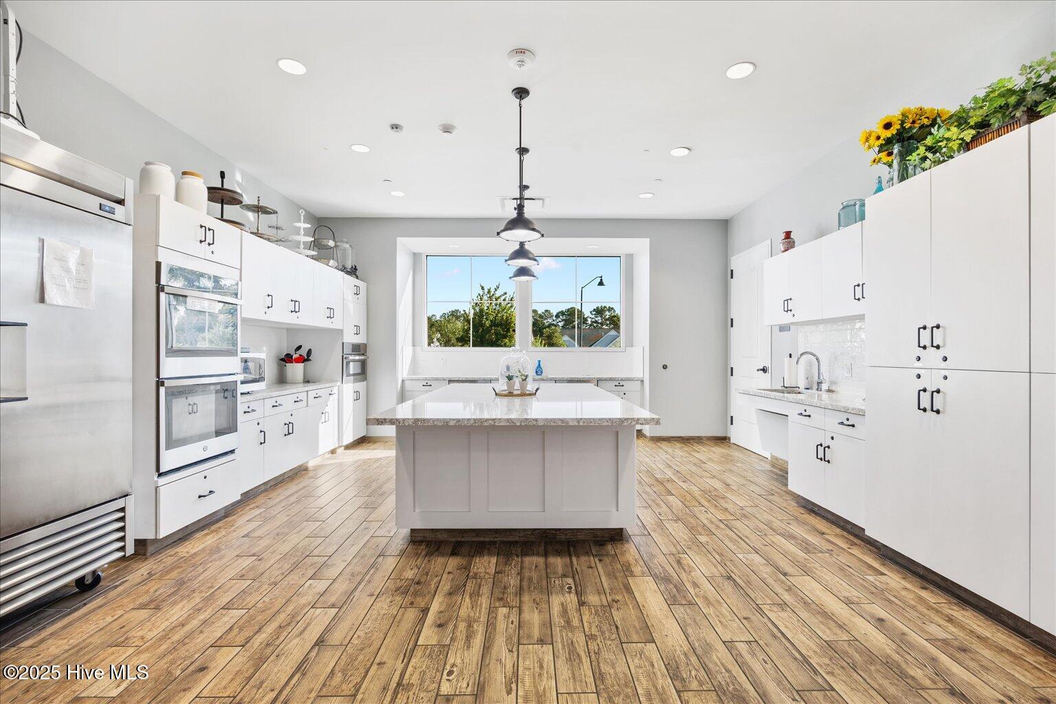 100513881 | Photo 61