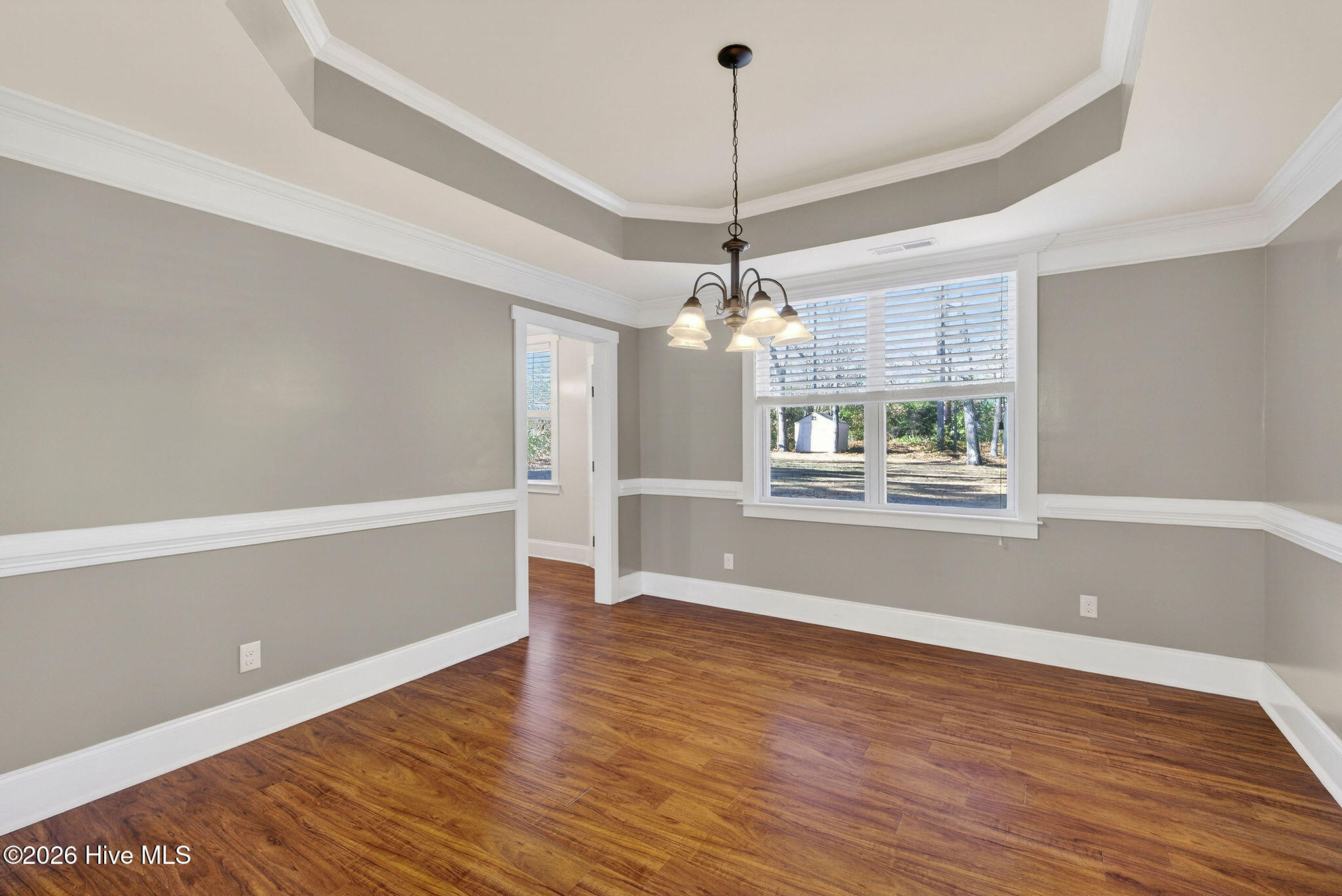 100549493 | Photo 20