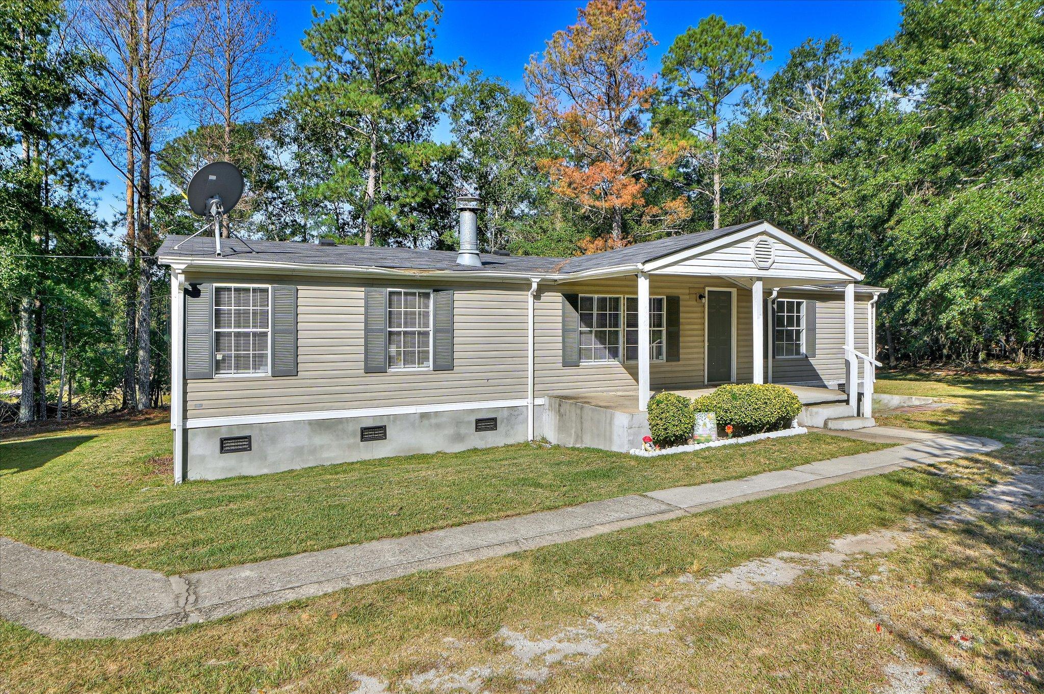 Property at 400 Newmantown Road Road