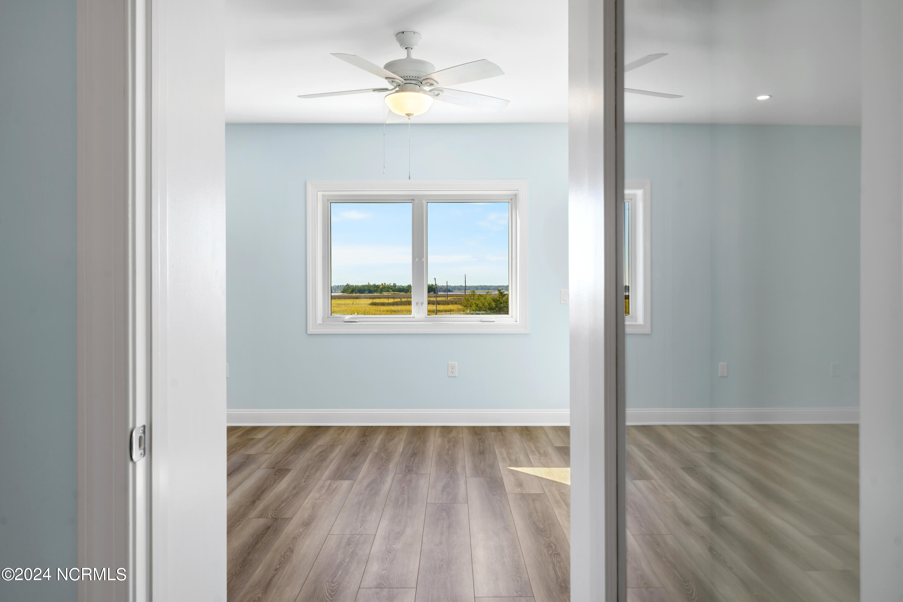 100511471 | Photo 84