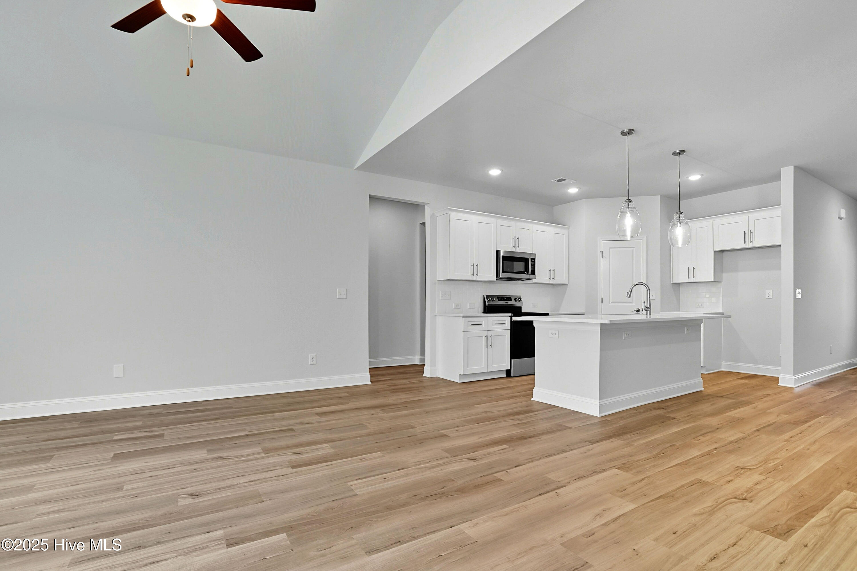 2594 (&2604&2610) Bellamy Drive SW, Supply, NC 28462 – photo 20: HP3V6A9313