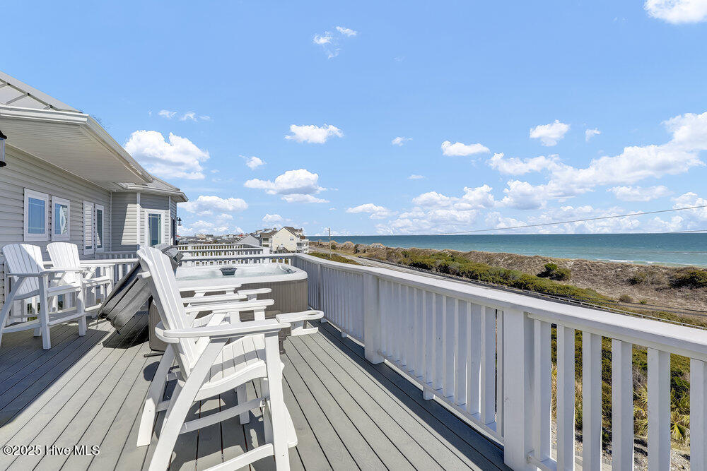 100499001 | Photo 66