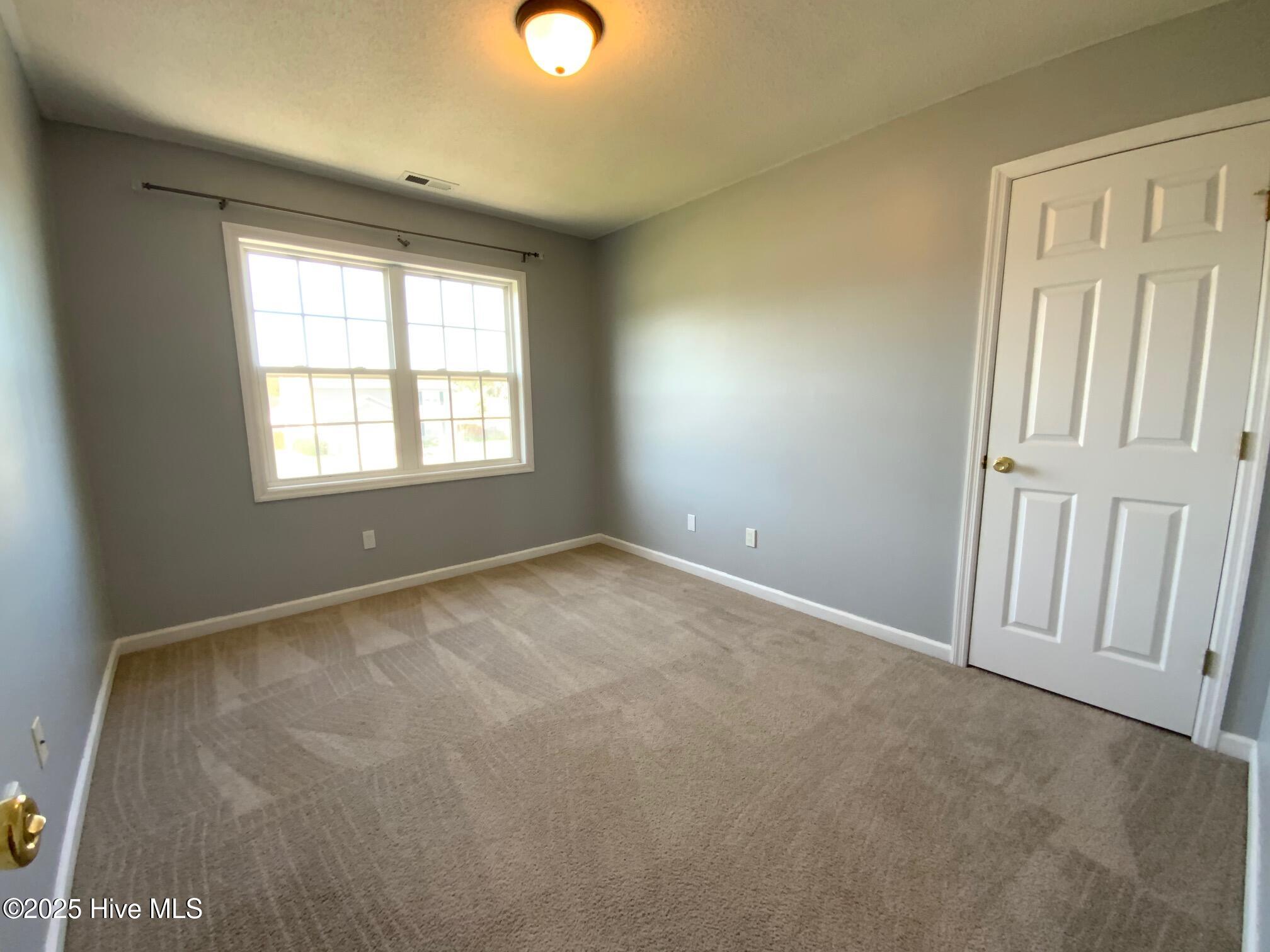 100538569 | Photo 13