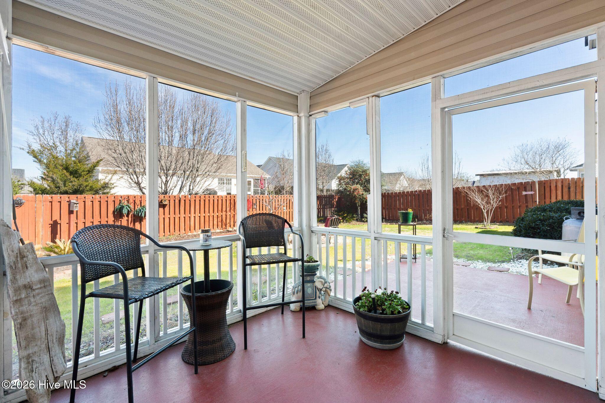 100554747 | Photo 61