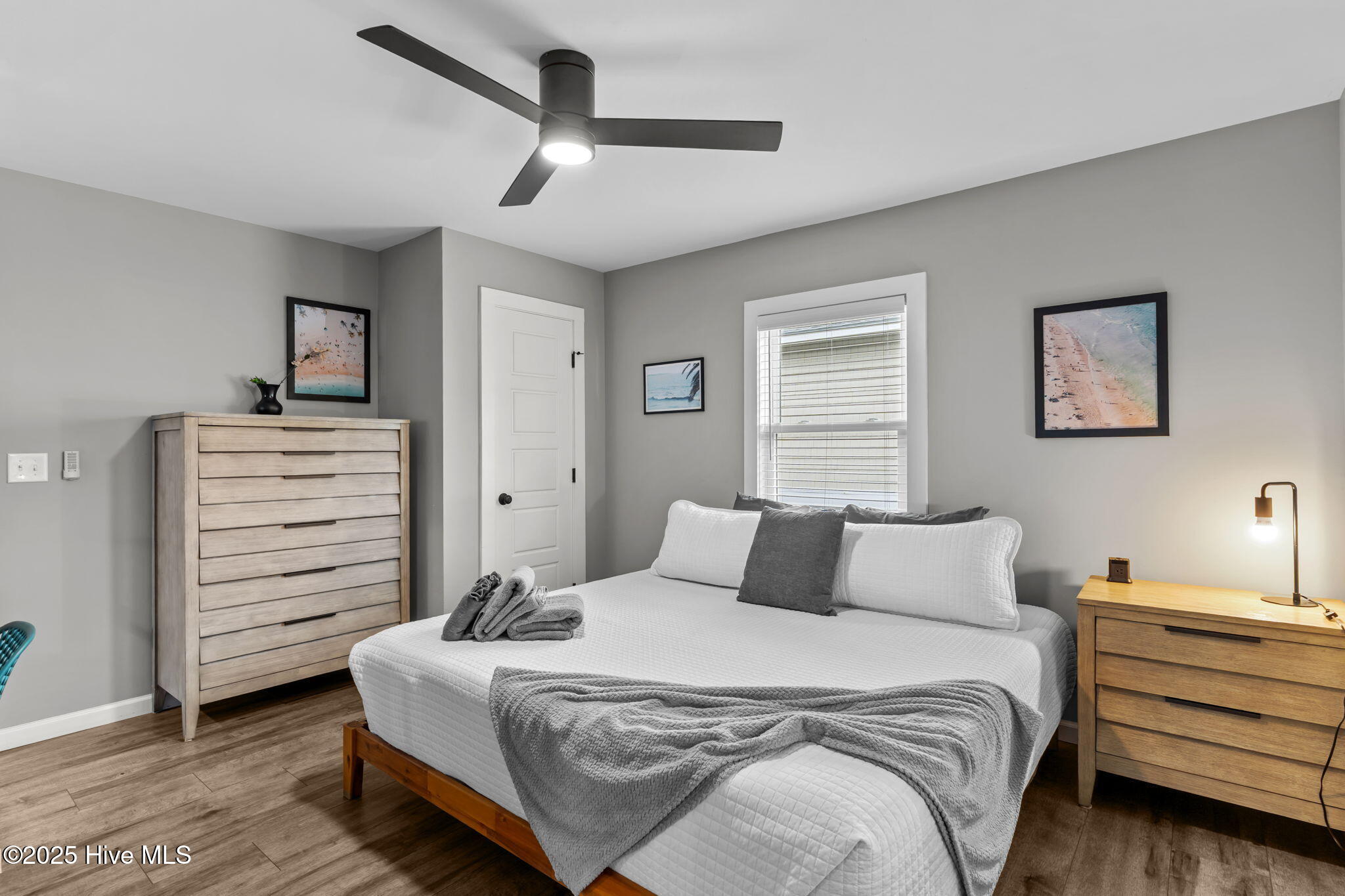 100526073 | Photo 19