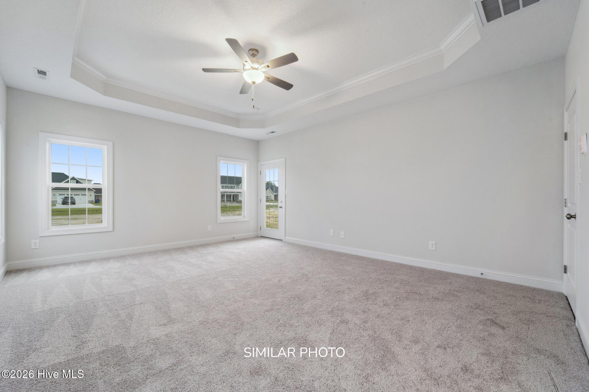 100556220 | Photo 23