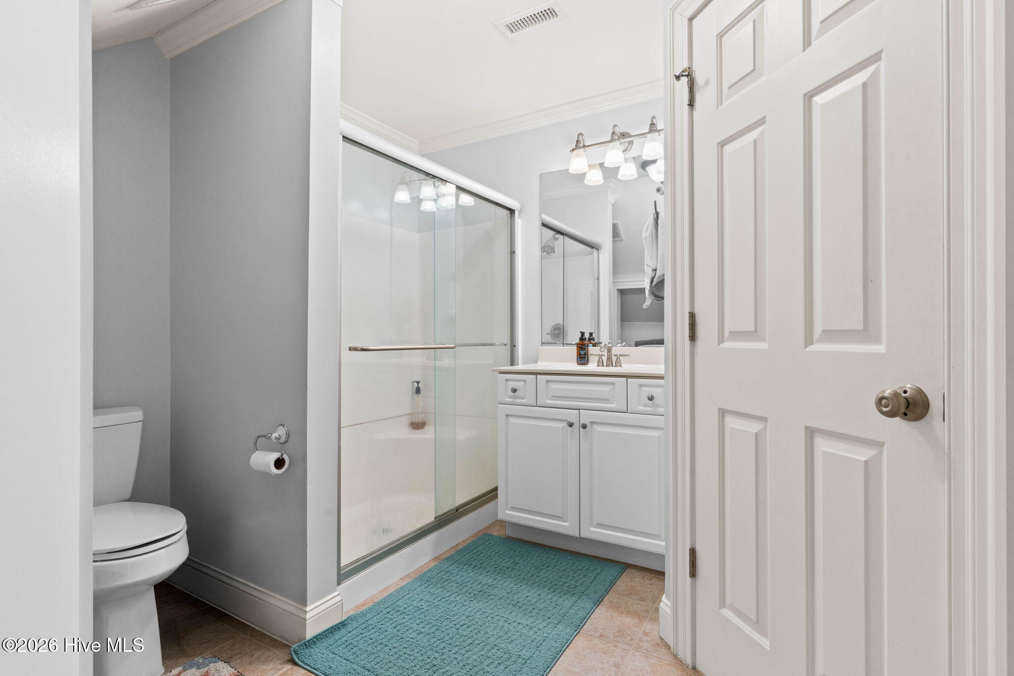 100560894 | Photo 30