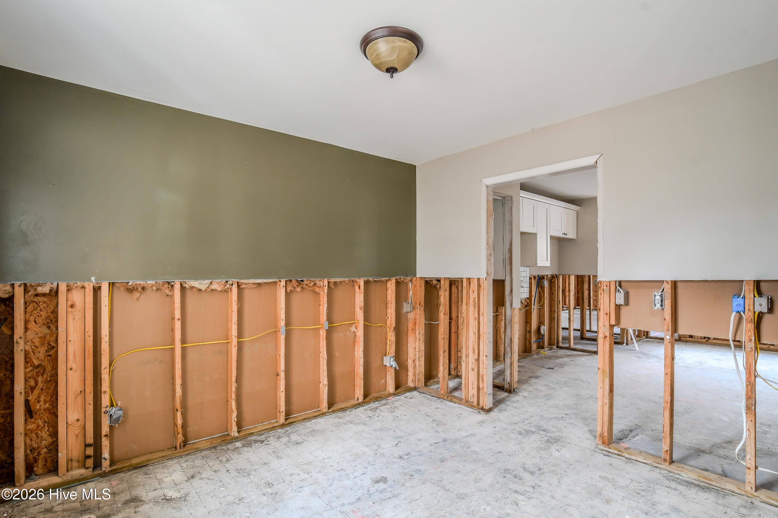 100547567 | Photo 17