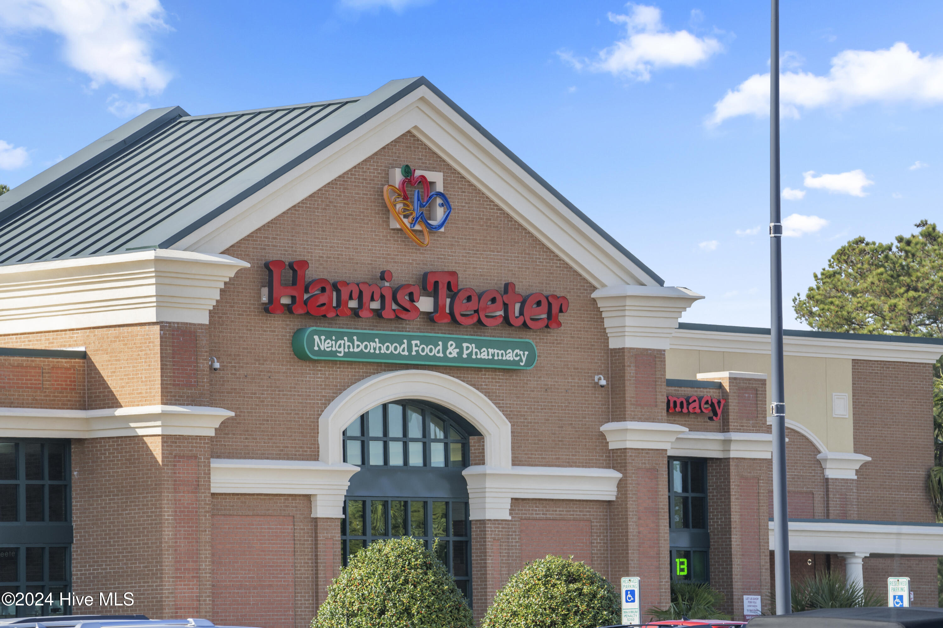 100544604 | Photo 13