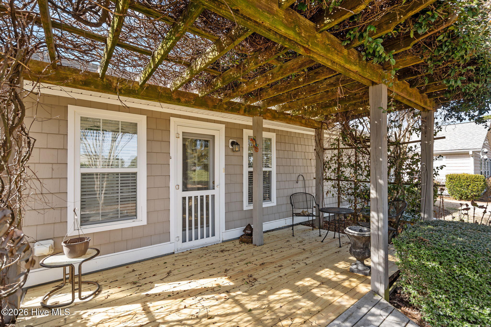 100556282 | Photo 44