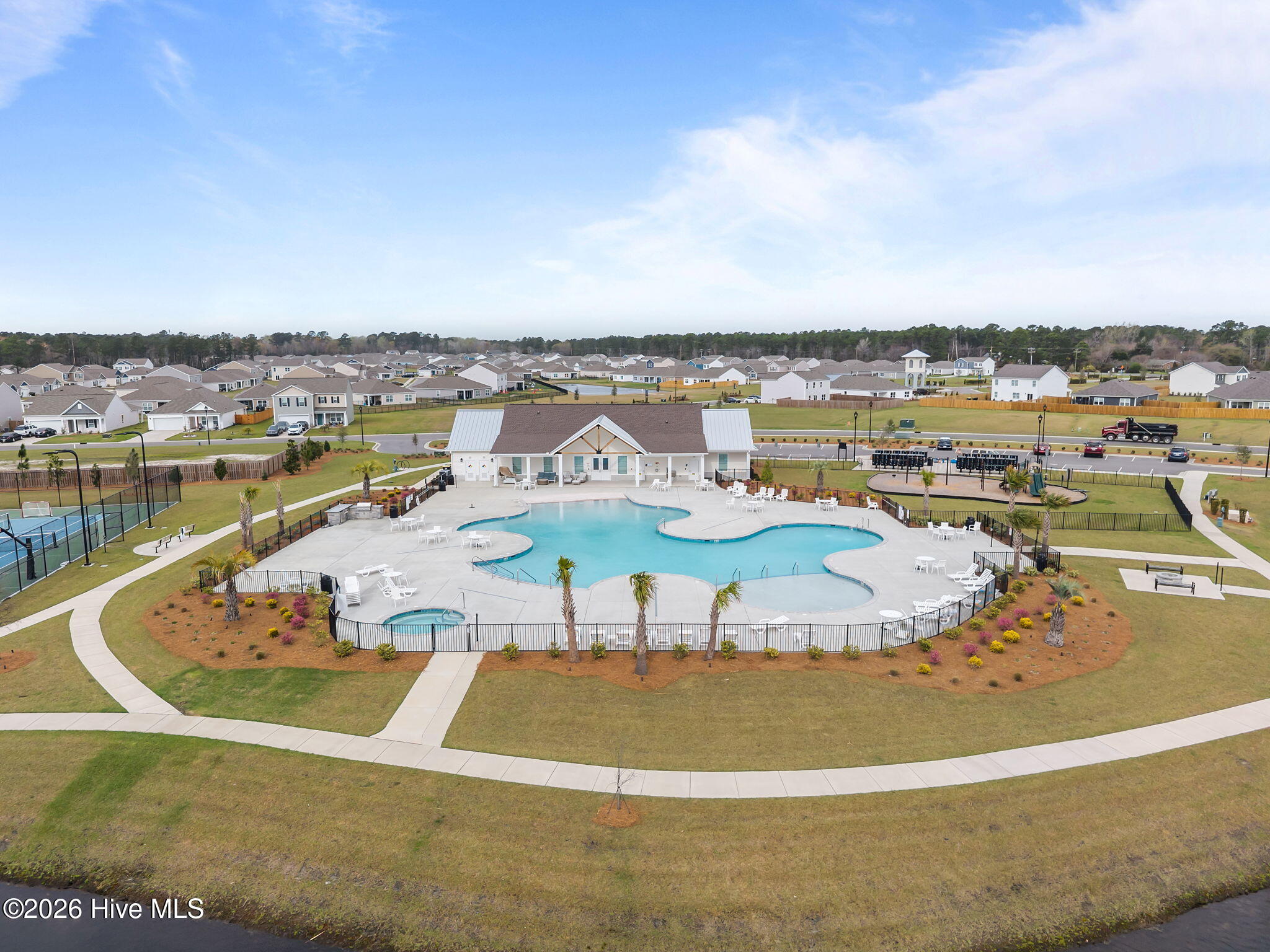 100558929 | Photo 58