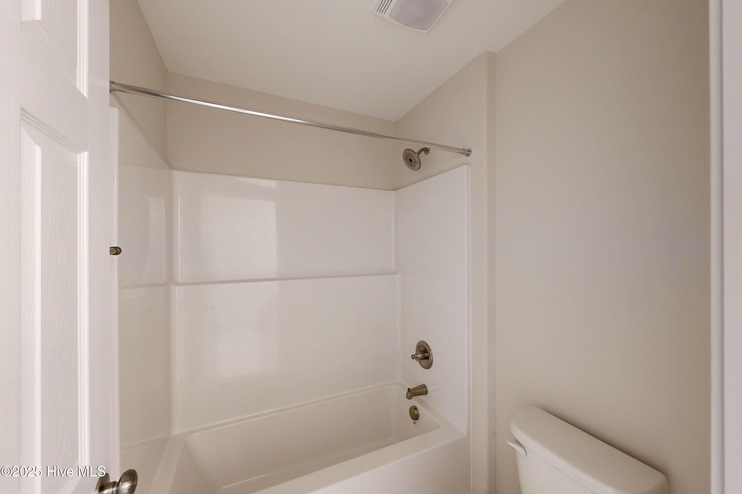 100493013 | Photo 22