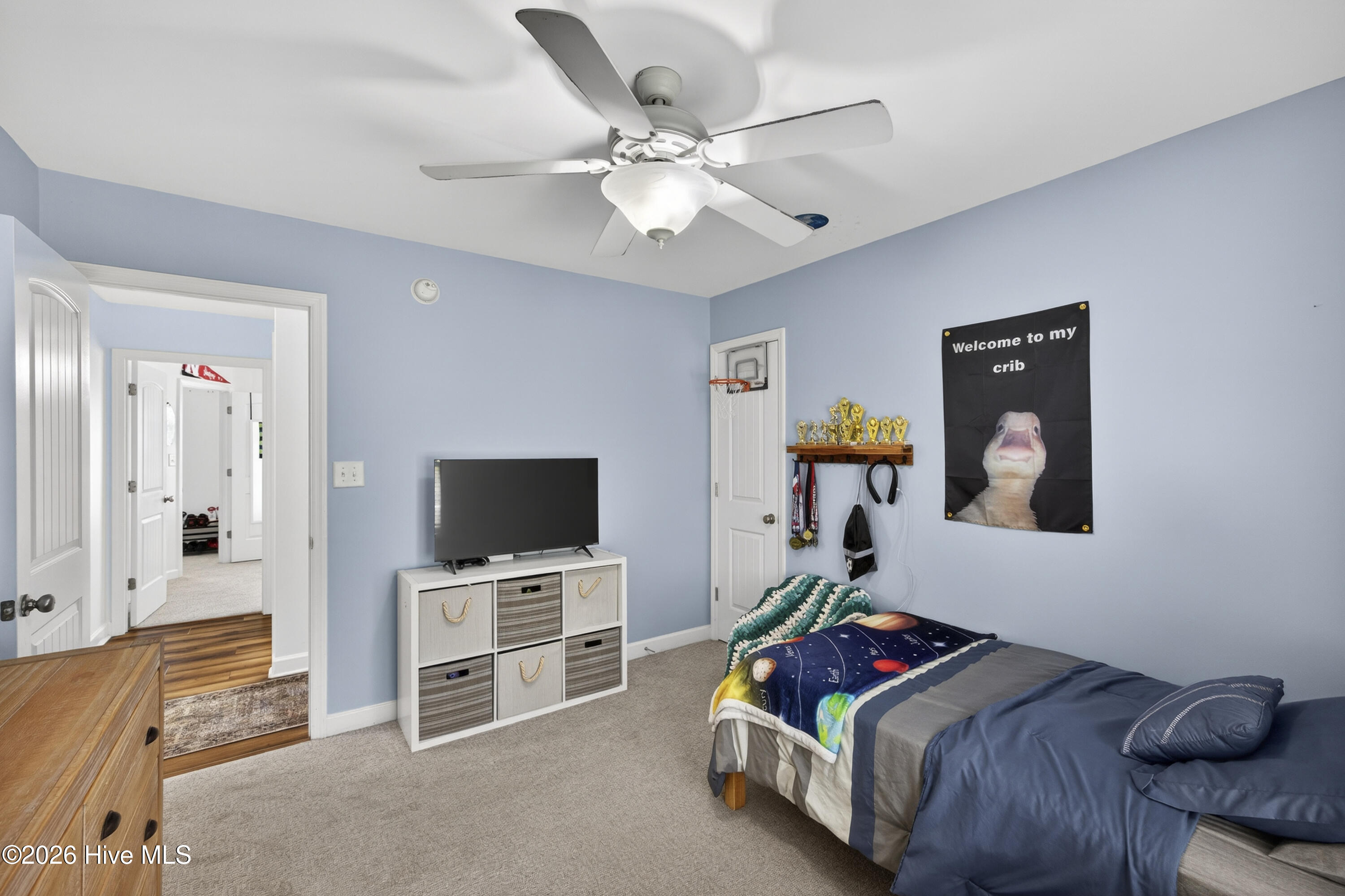 100565225 | Photo 39