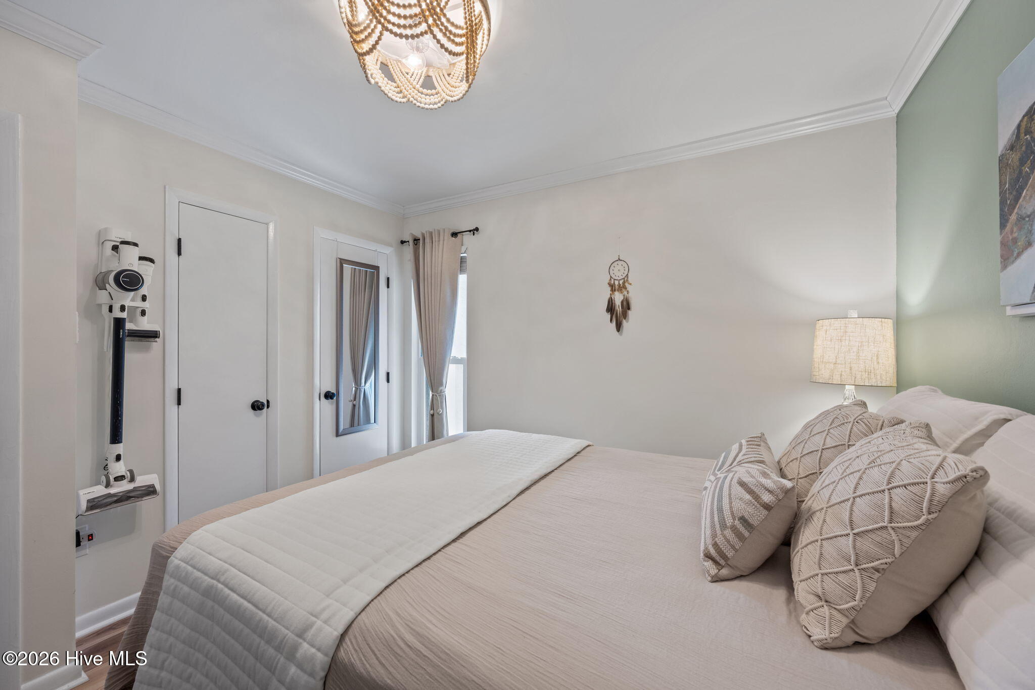 100551202 | Photo 22