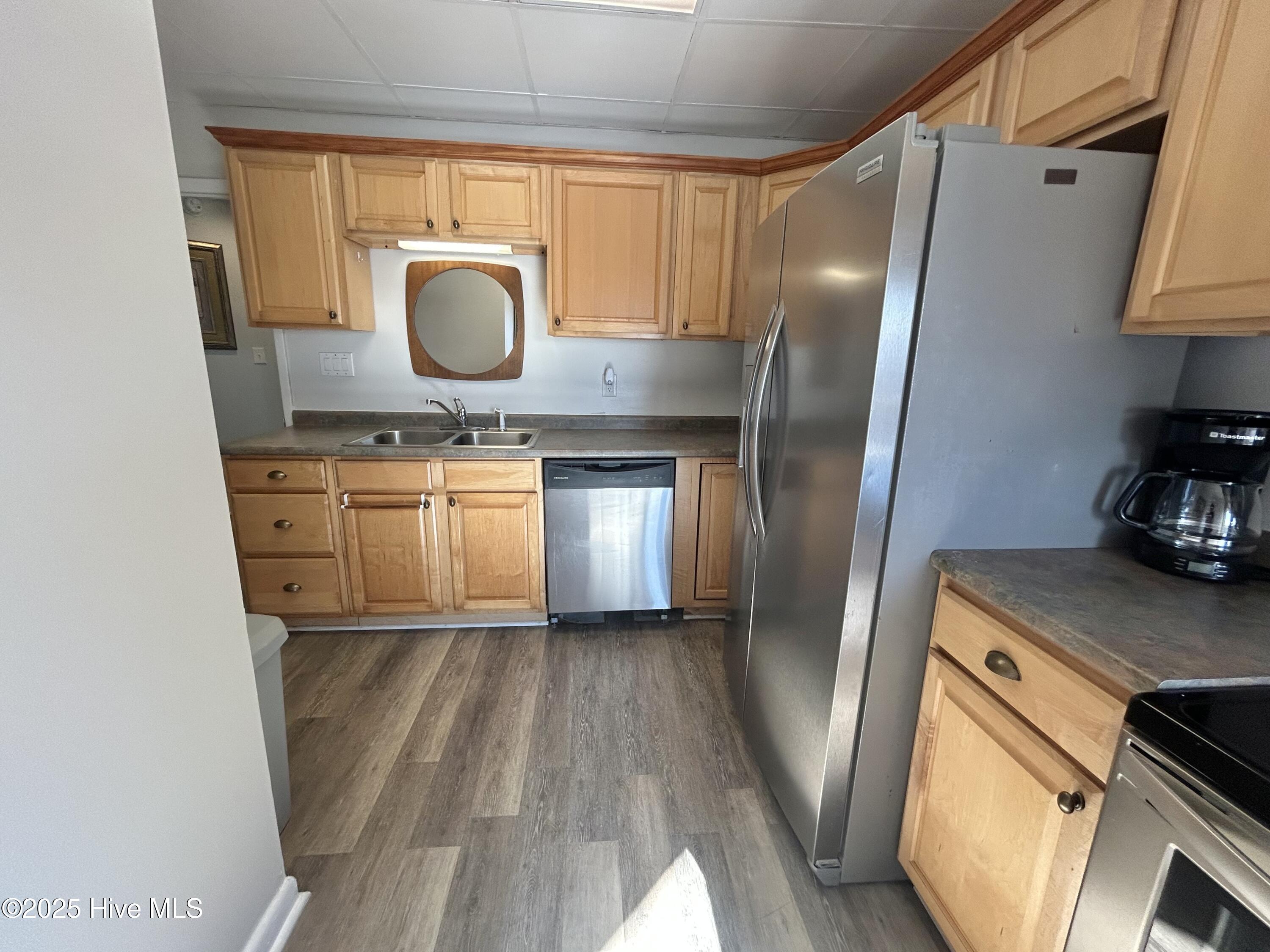 100486636 | Photo 19