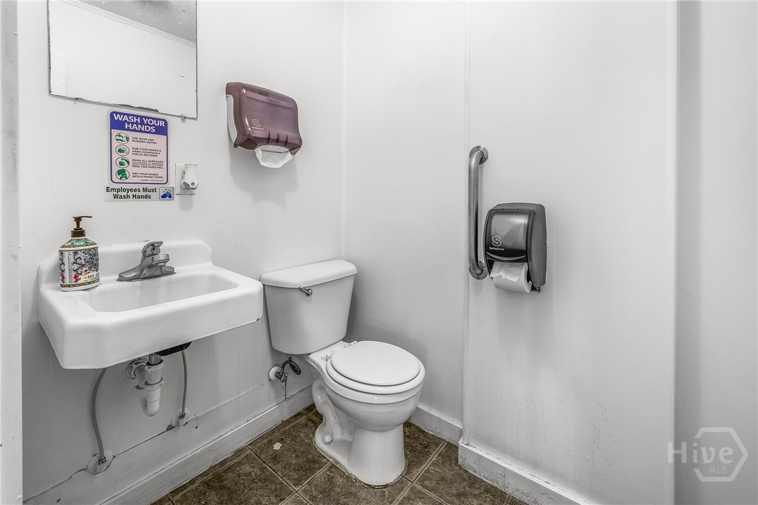 697 W Cherry Street, Jesup, GA, 31545