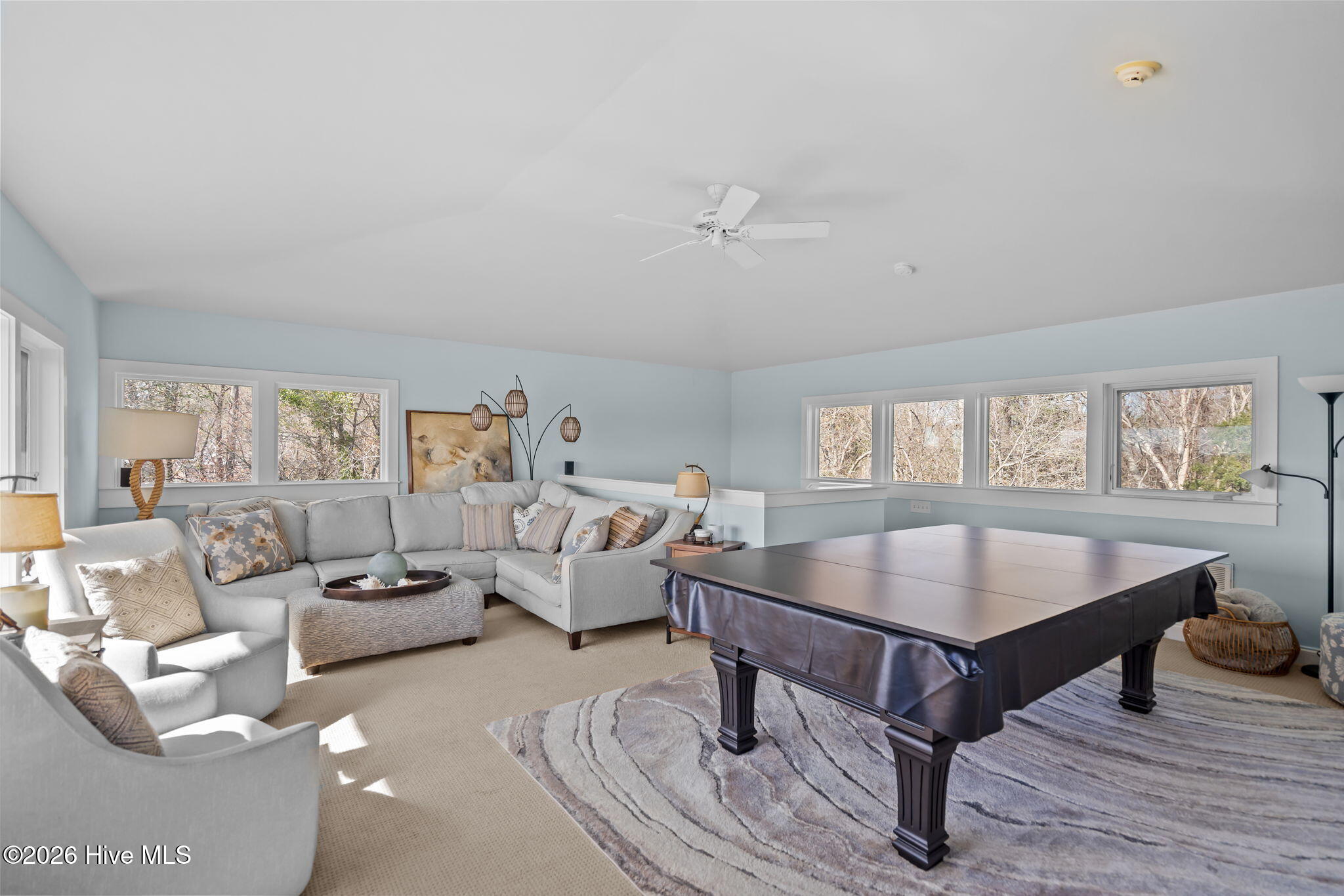 100555800 | Photo 53