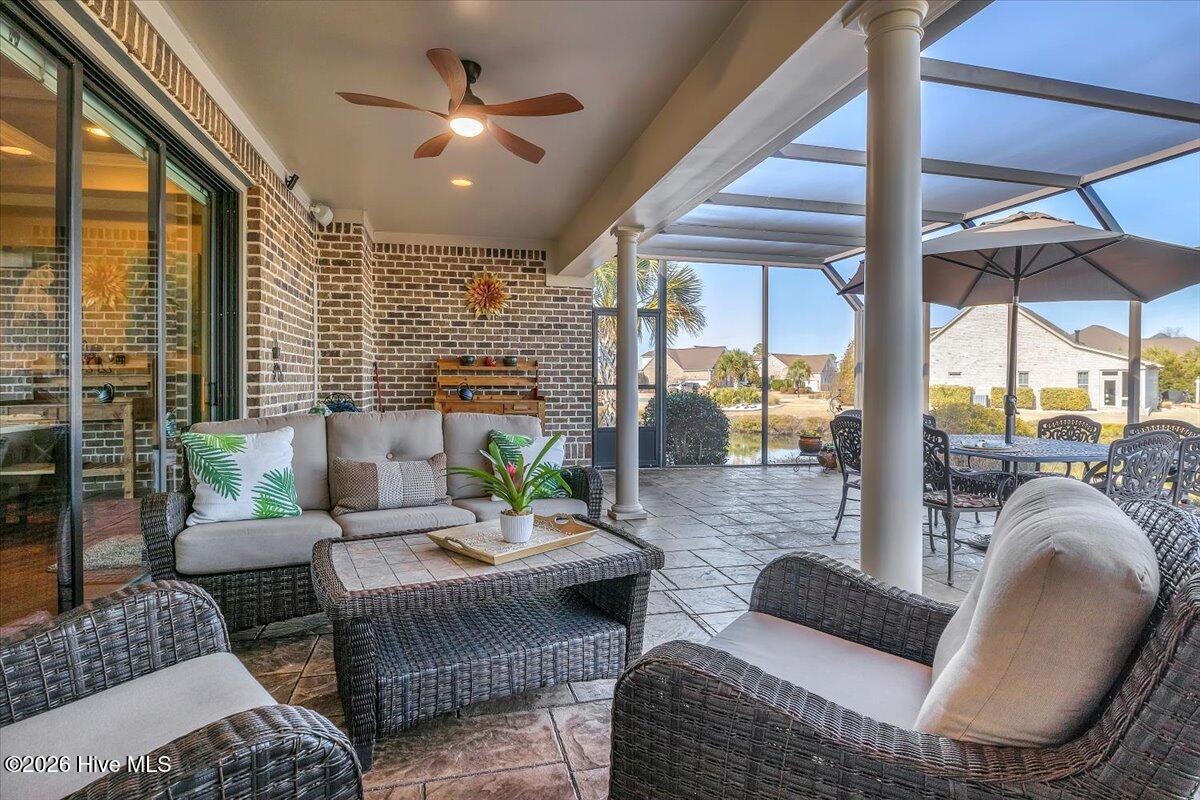 100553917 | Photo 57