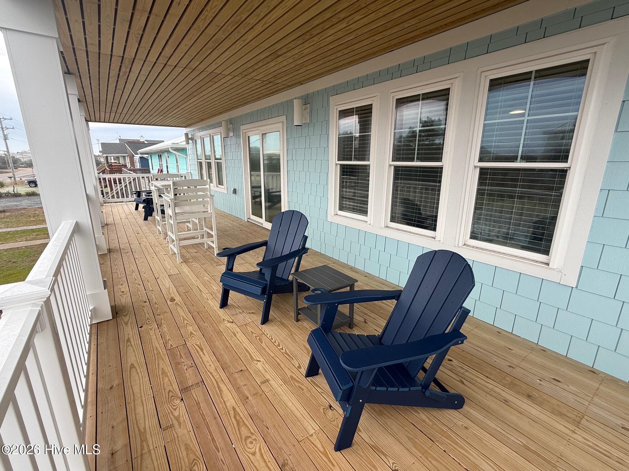 100522656 | Photo 94