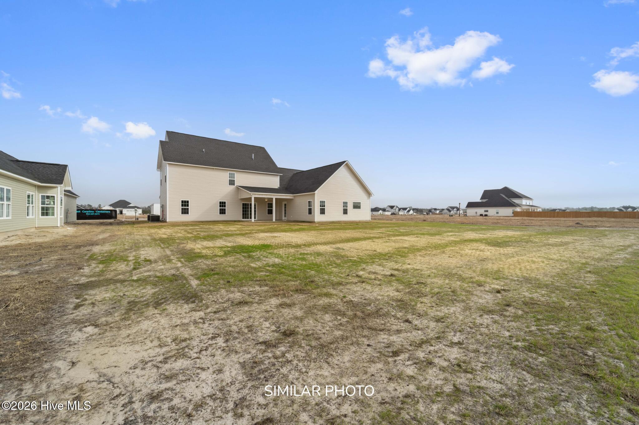 100563088 | Photo 44