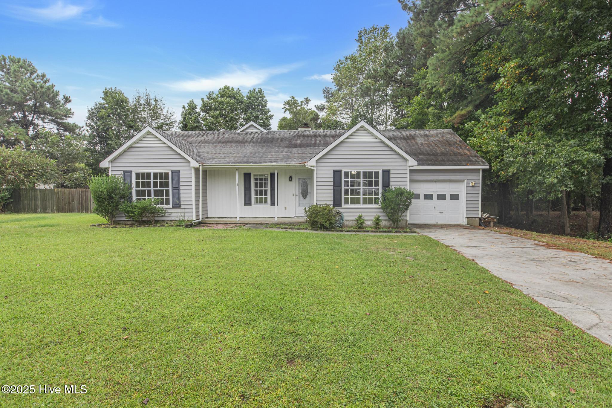 101 Donna Court, Hubert, NC 28539 – photo 2: IMG_0832