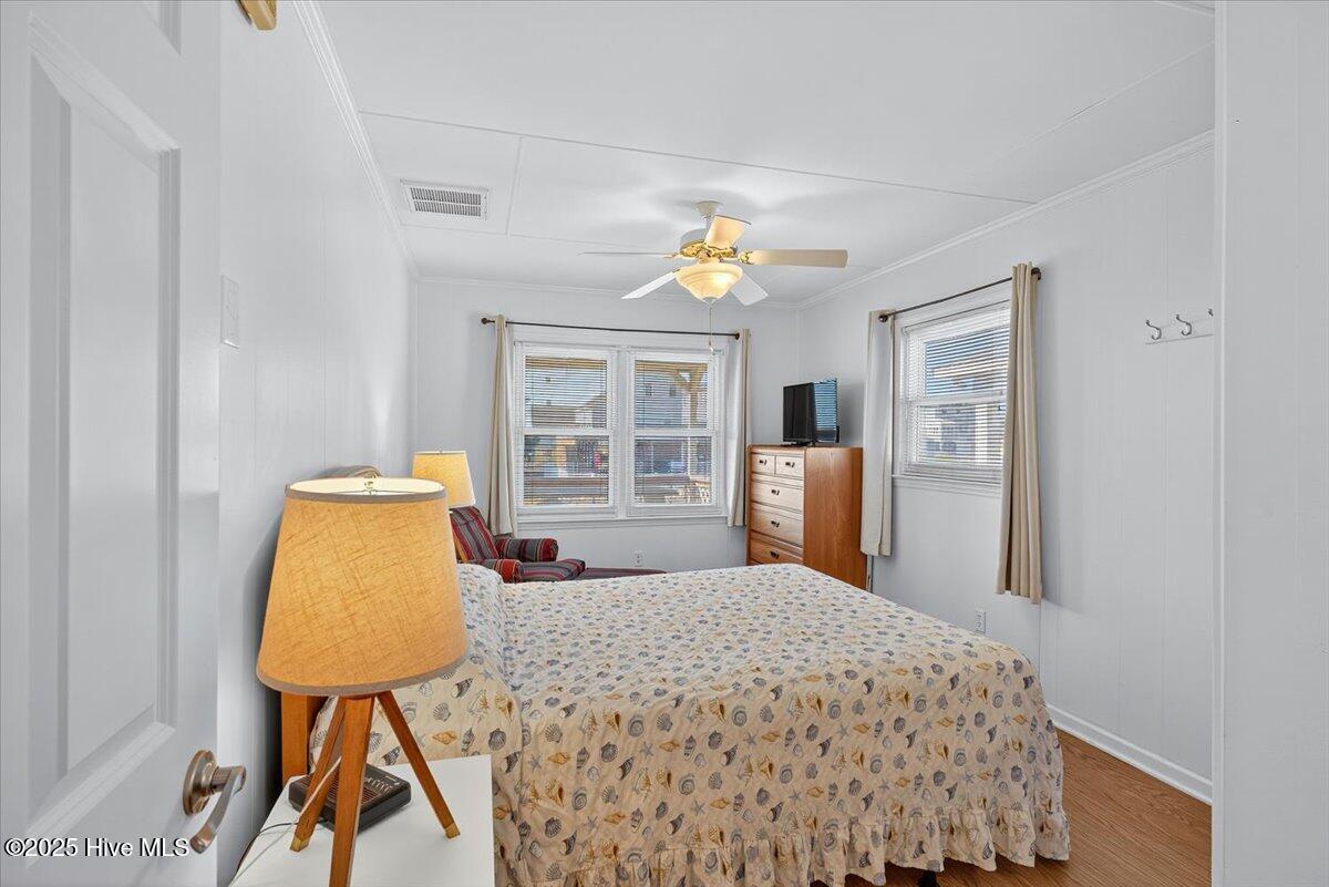 100536675 | Photo 25