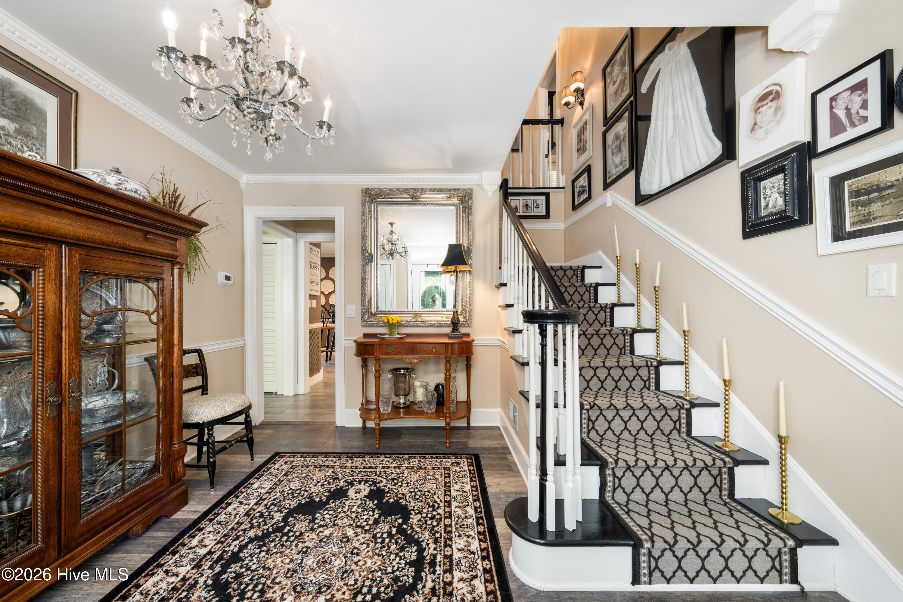 100565005 | Photo 11