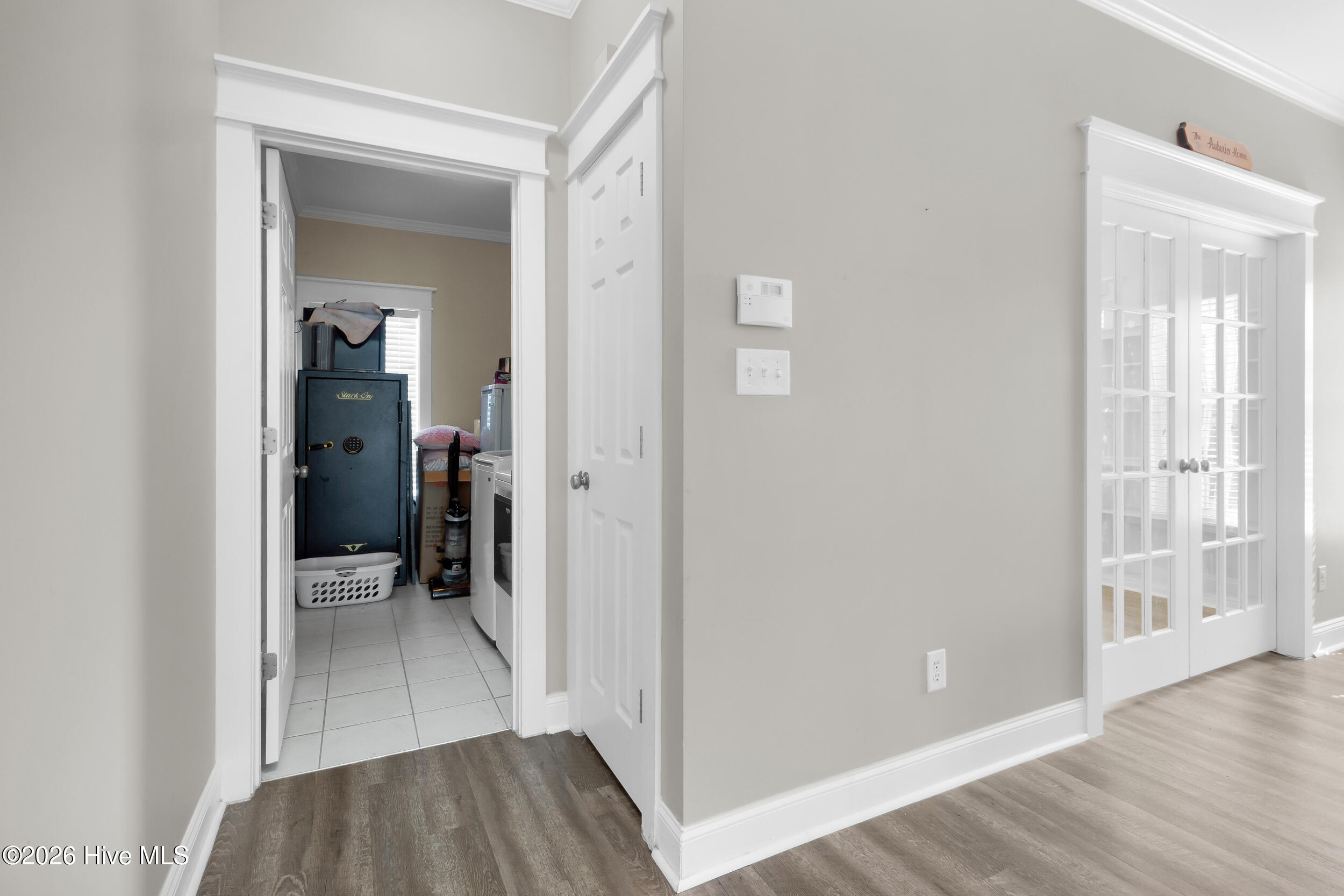 100562636 | Photo 14