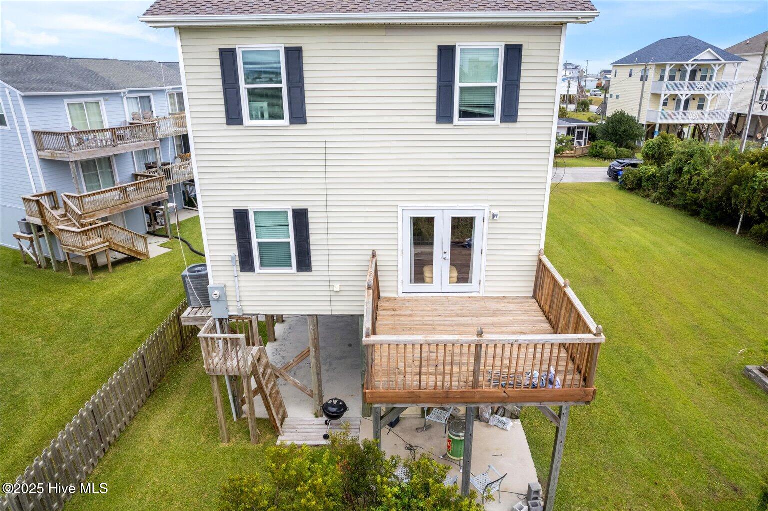 100530582 | Photo 13