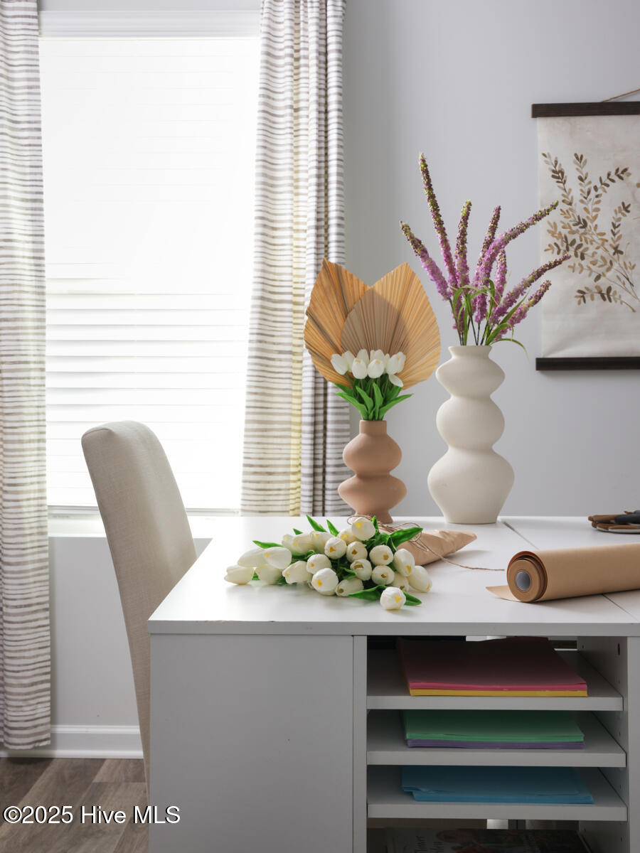 100525097 | Photo 28