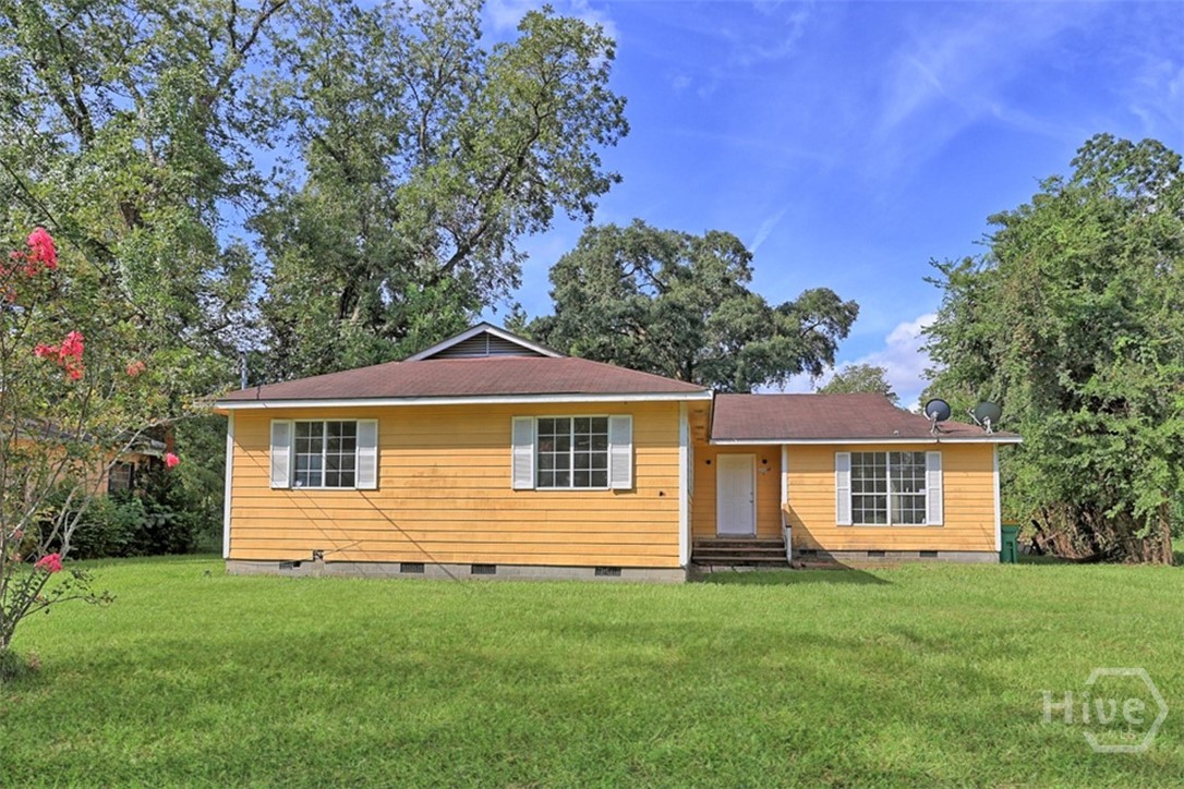Photo 3 of Single family home for sale at 4007 5th Street, Savannah, GA 31408 | MLS# SA364891 | Listing updated on 2026-09-18