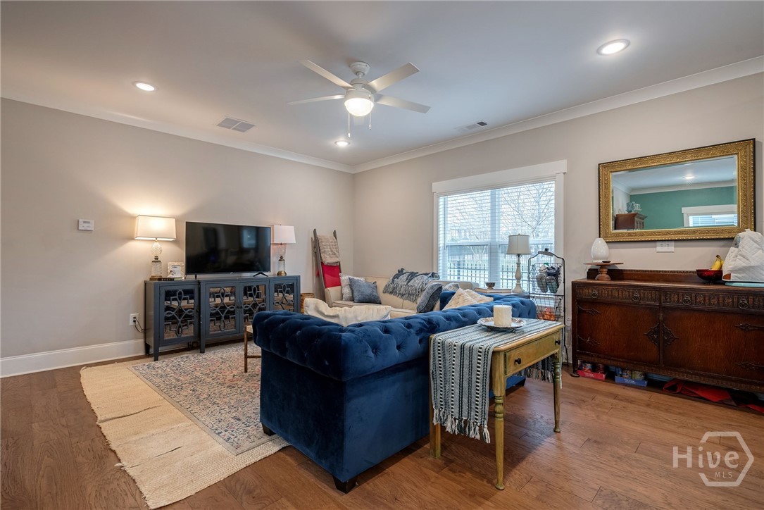 655 Oglethorpe Avenue