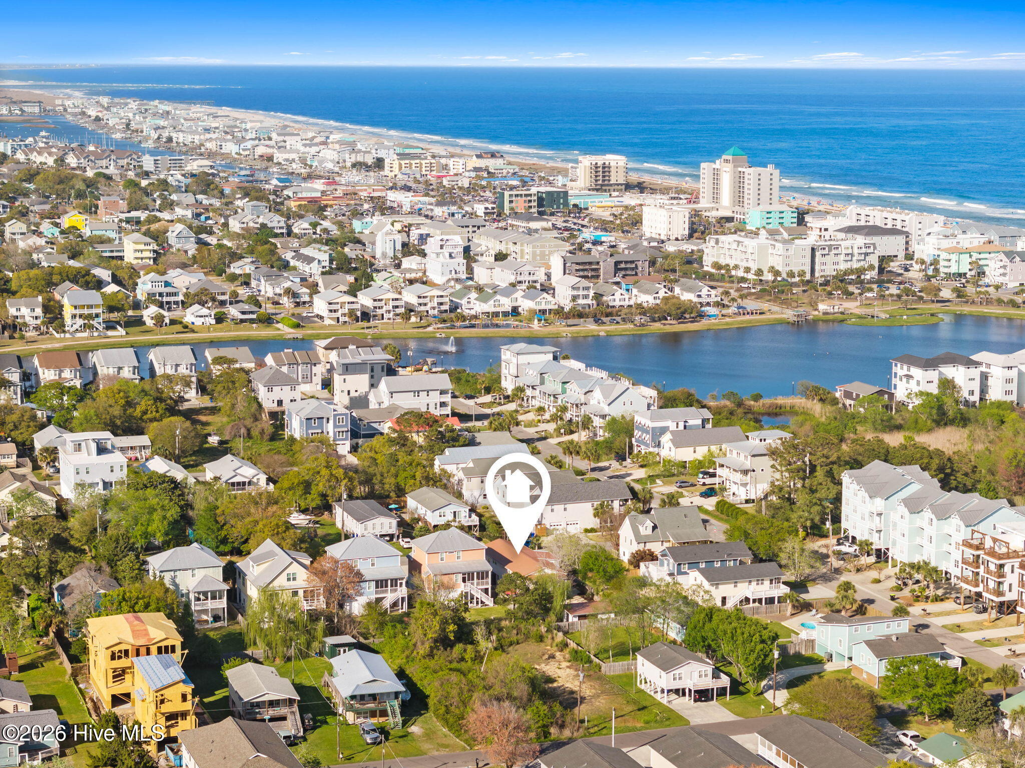 100565975 | Photo 43