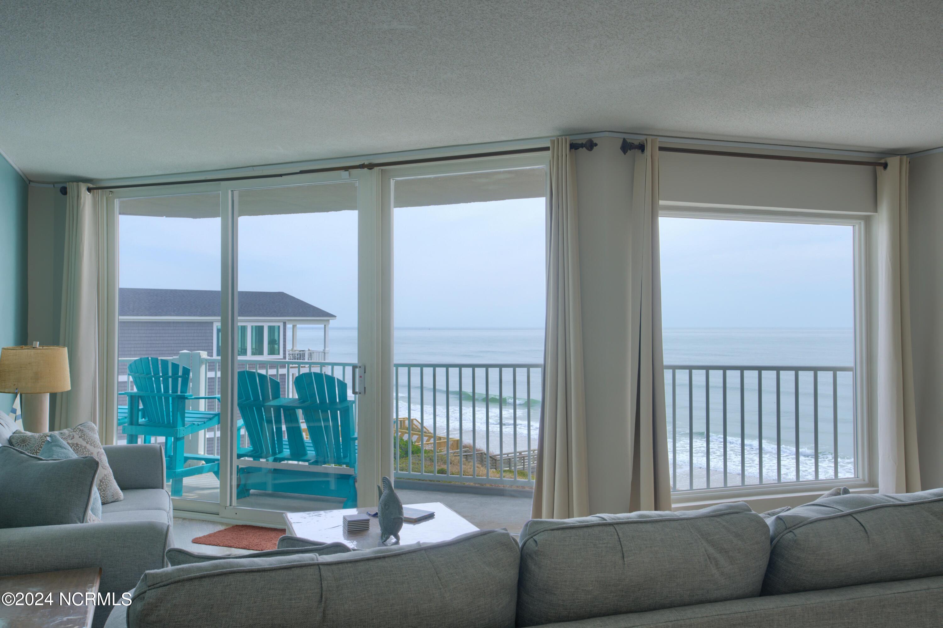 100424903 | Photo 13