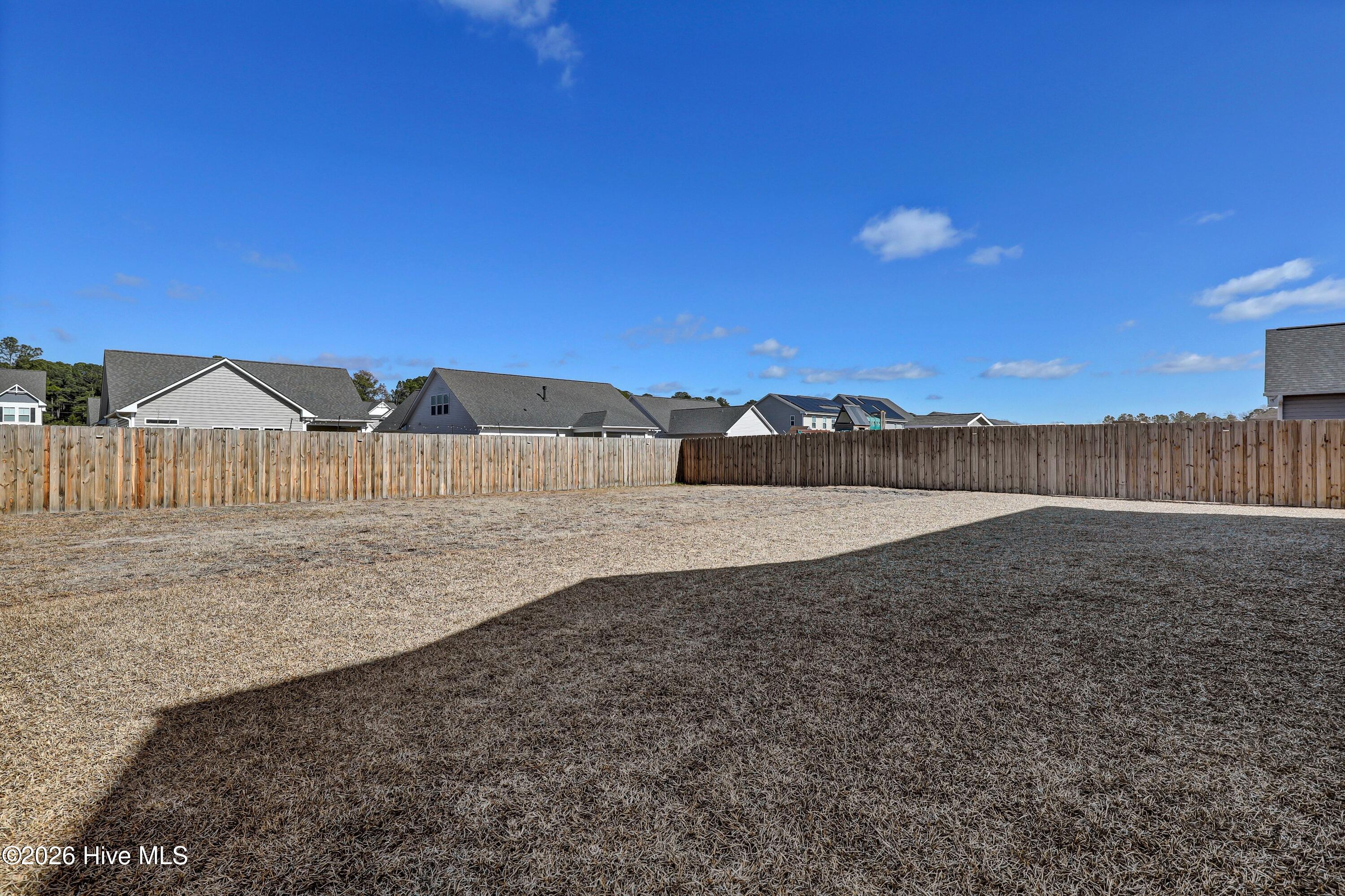 100555385 | Photo 28