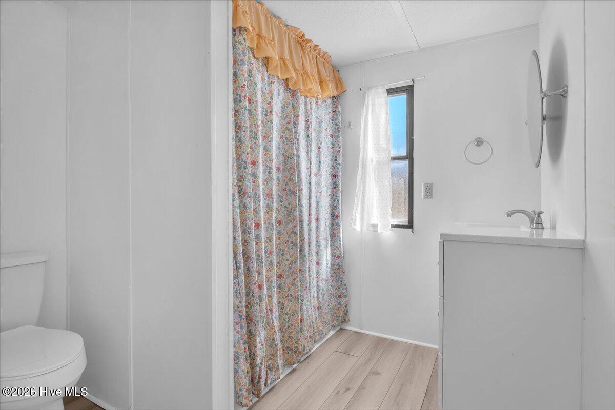 100549711 | Photo 18